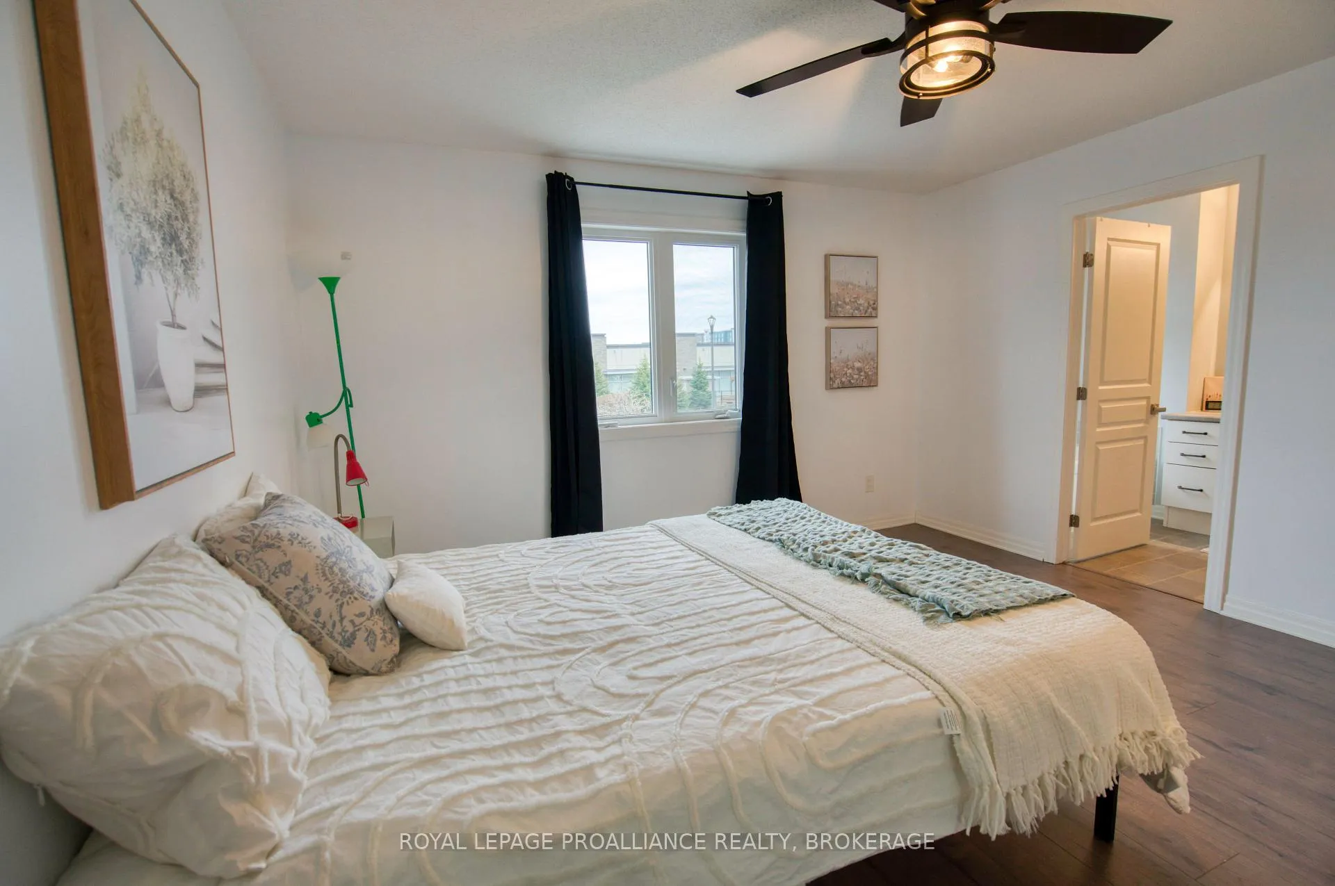 Photo 18 of 938 Riverview Way, Kingston, Kingston East (Incl Barret Crt) — HOMEH