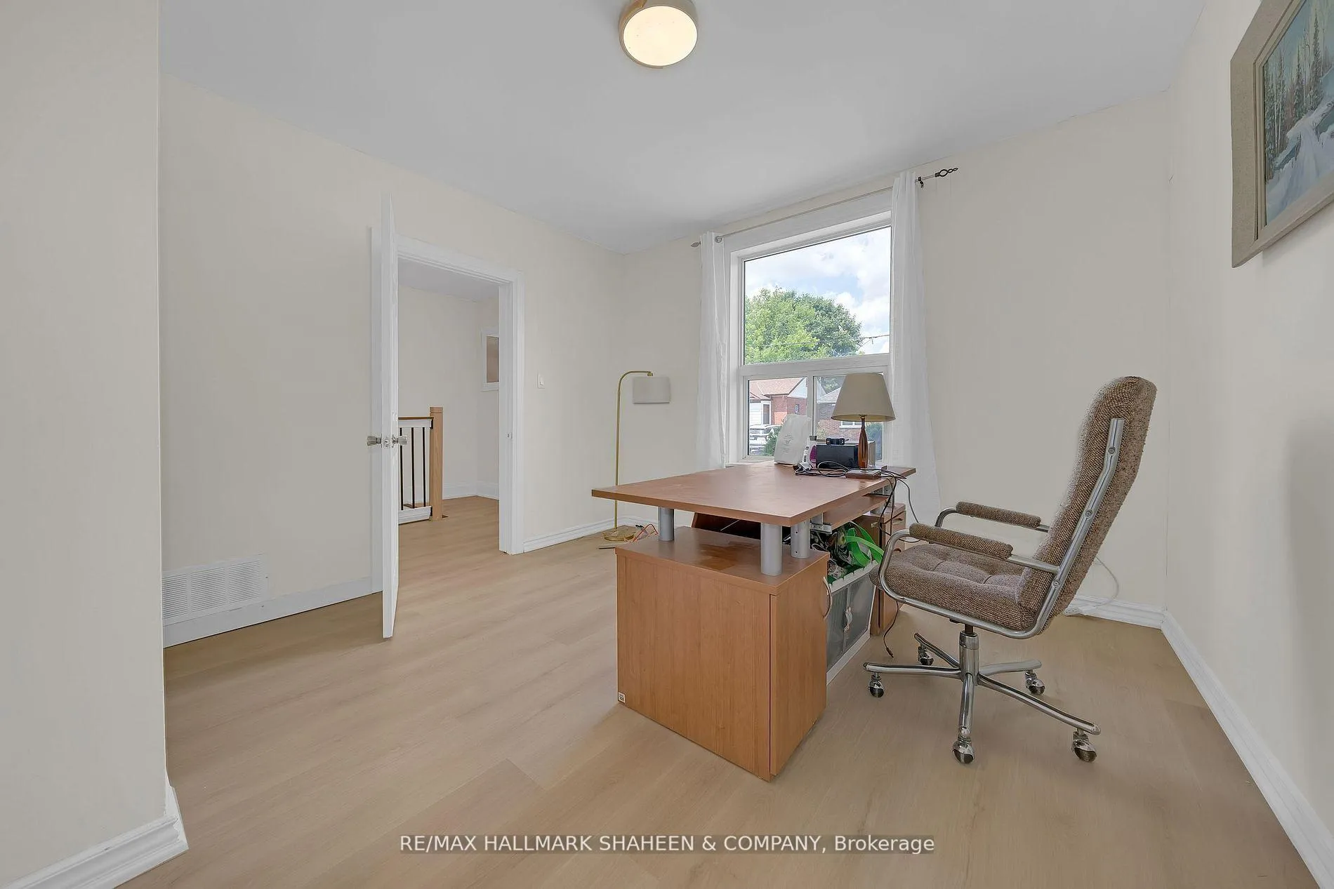 Photo 3 of 203 Quebec Street, Oshawa, Vanier — HOMEH