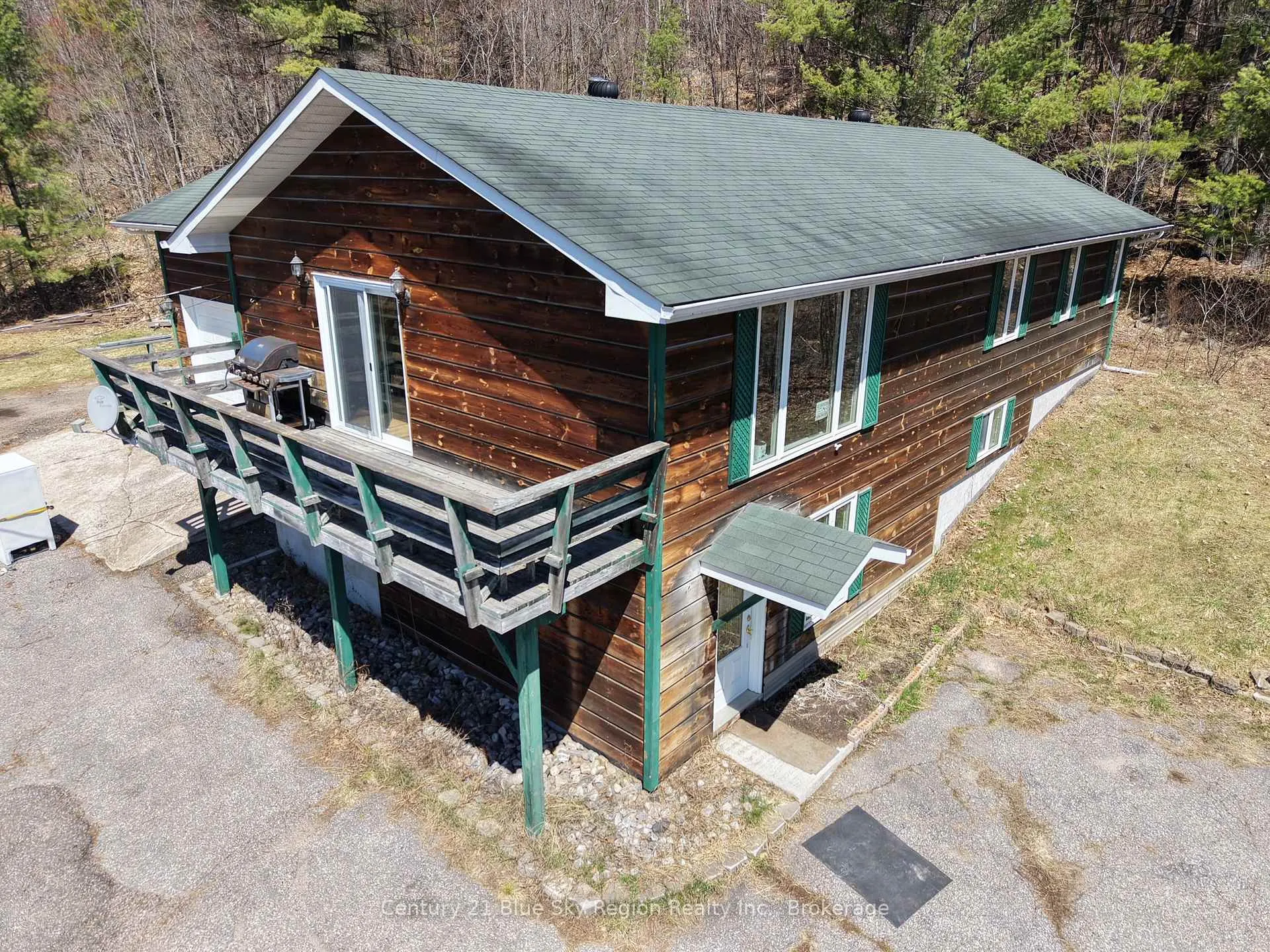 Photo 2 of 119 Moosehead Road, Mattawan — HOMEH
