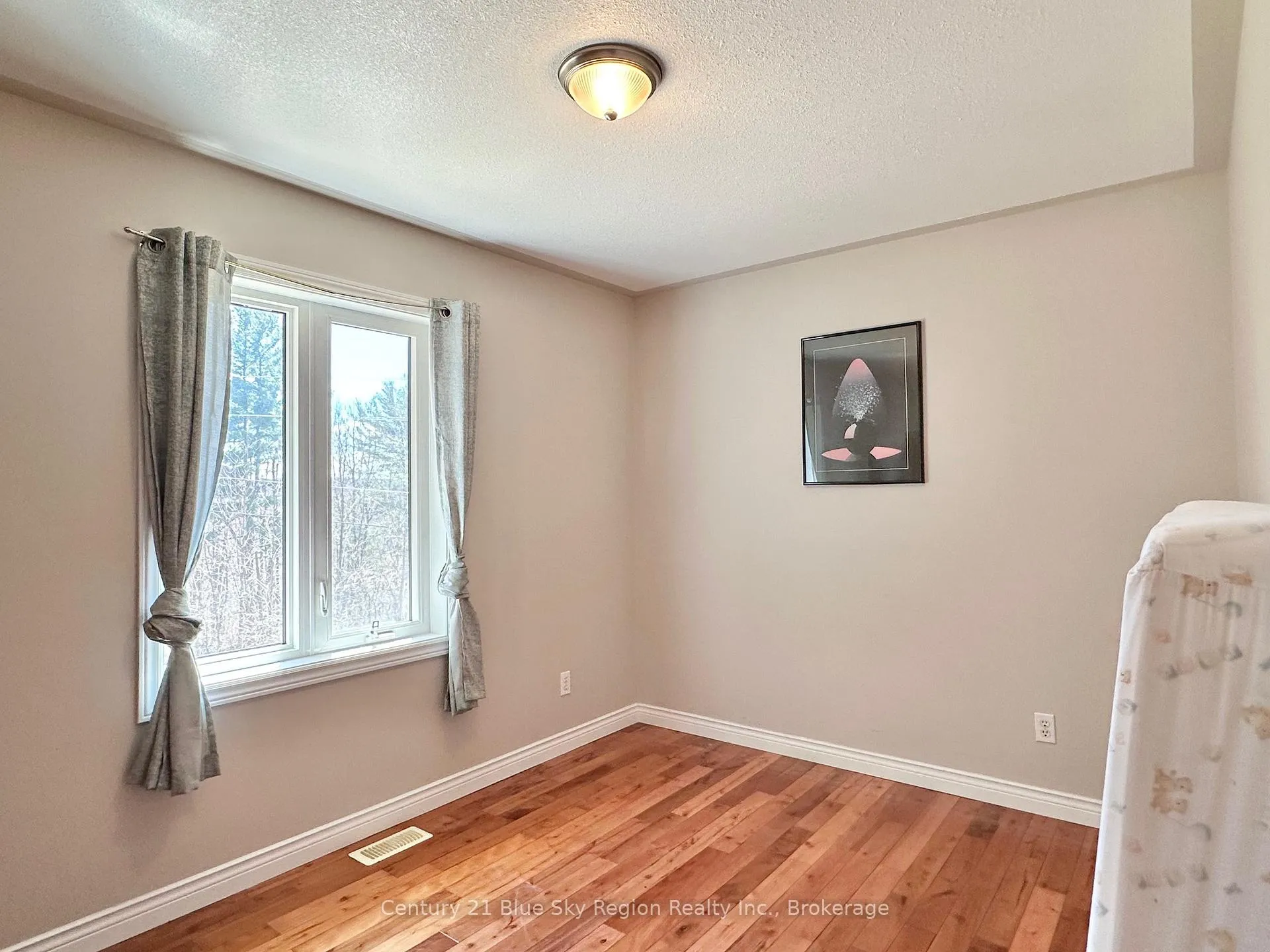 Photo 16 of 119 Moosehead Road, Mattawan — HOMEH