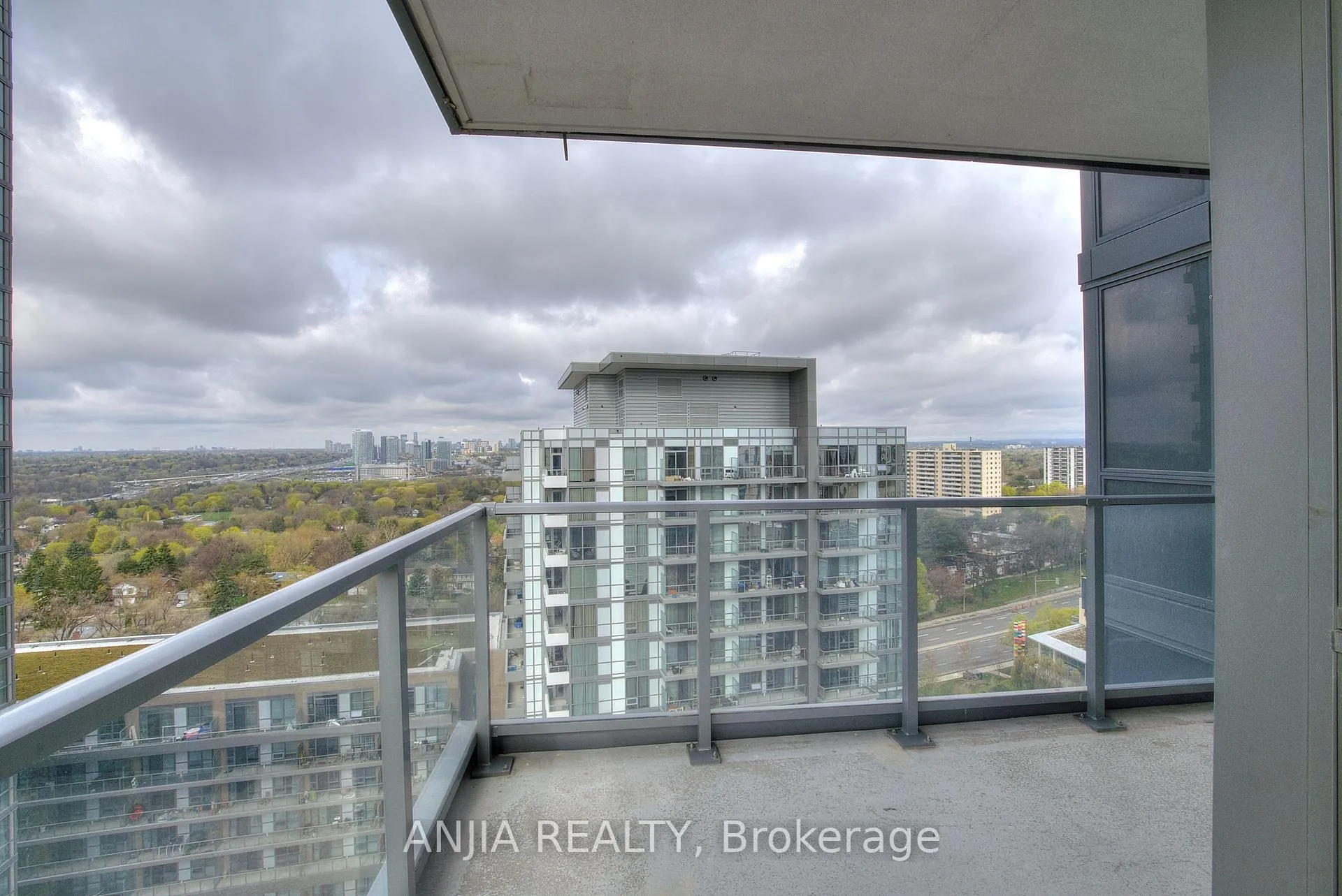 Photo 2 of Unit 1304, 56 Forest Manor Road, North York, Henry Farm — HOMEH