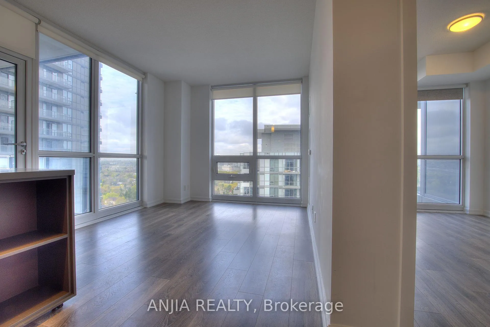 Photo 8 of Unit 1304, 56 Forest Manor Road, North York, Henry Farm — HOMEH