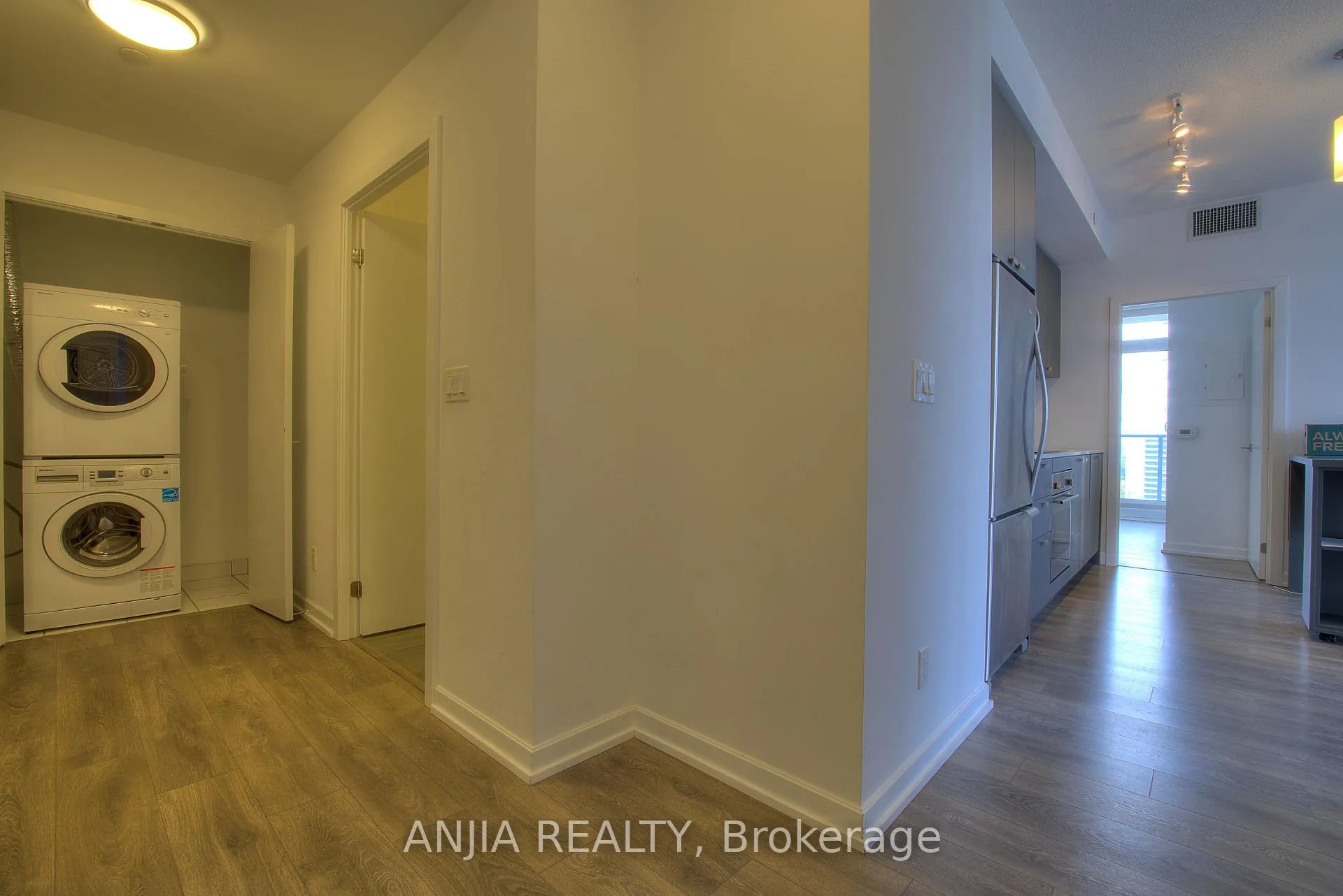 Photo 10 of Unit 1304, 56 Forest Manor Road, North York, Henry Farm — HOMEH