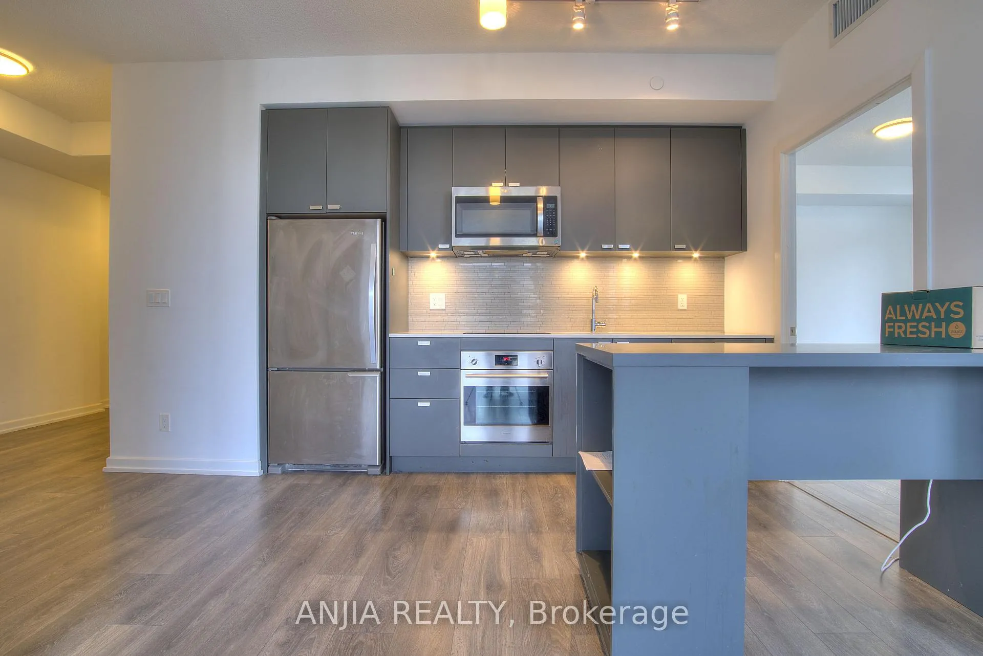 Photo 11 of Unit 1304, 56 Forest Manor Road, North York, Henry Farm — HOMEH