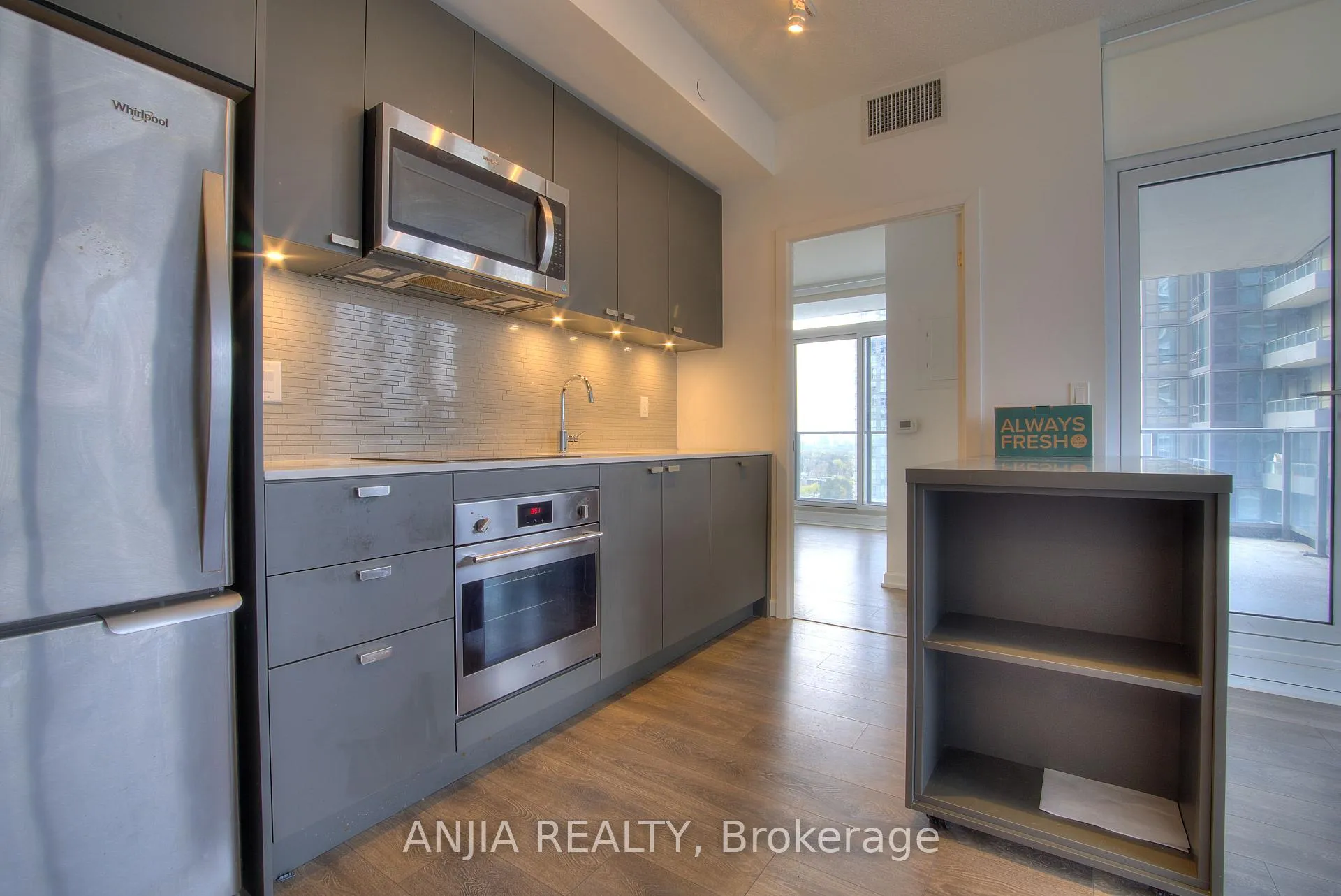 Photo 12 of Unit 1304, 56 Forest Manor Road, North York, Henry Farm — HOMEH
