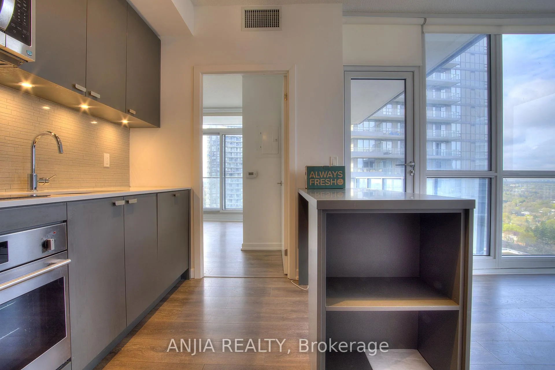 Photo 13 of Unit 1304, 56 Forest Manor Road, North York, Henry Farm — HOMEH
