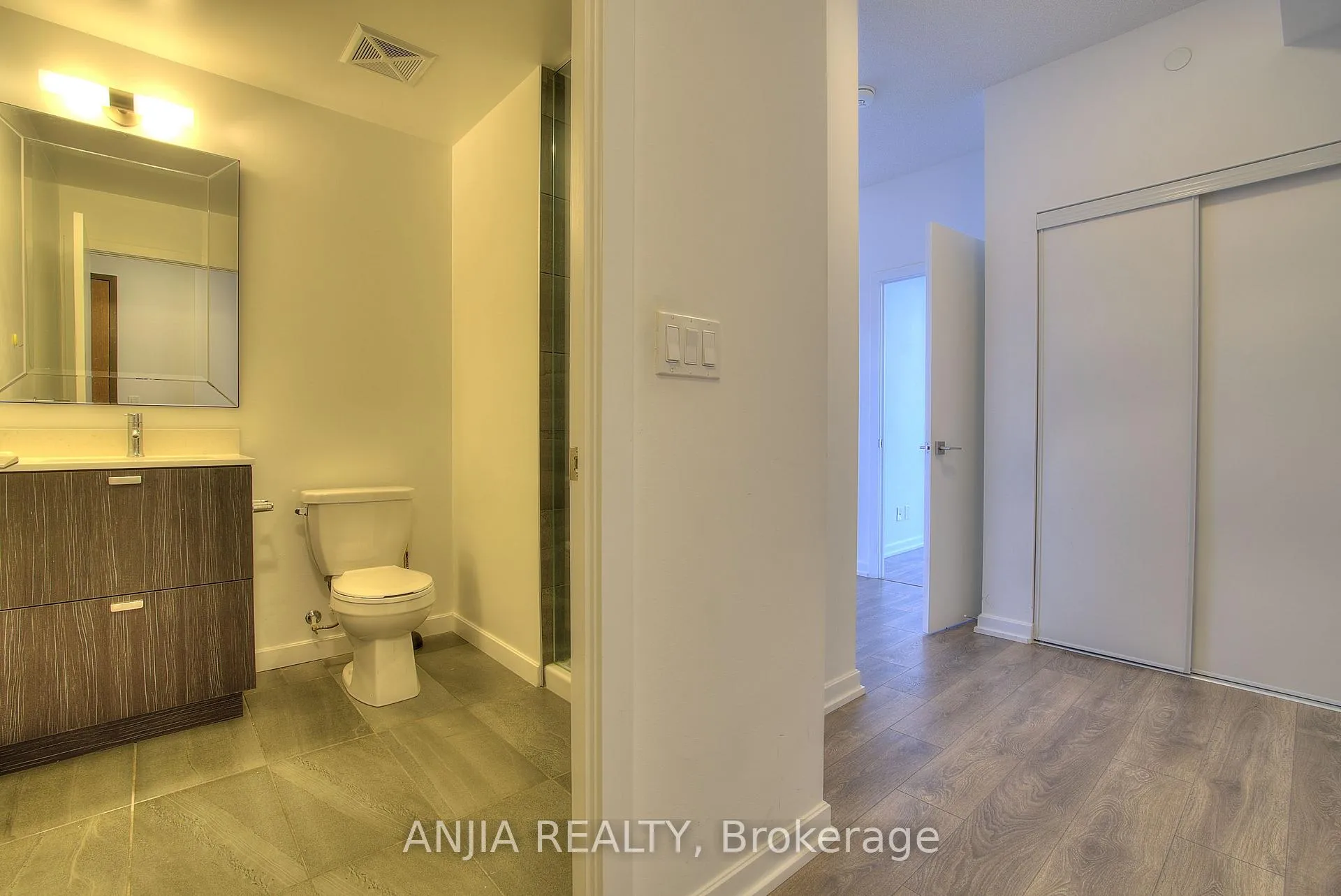 Photo 24 of Unit 1304, 56 Forest Manor Road, North York, Henry Farm — HOMEH