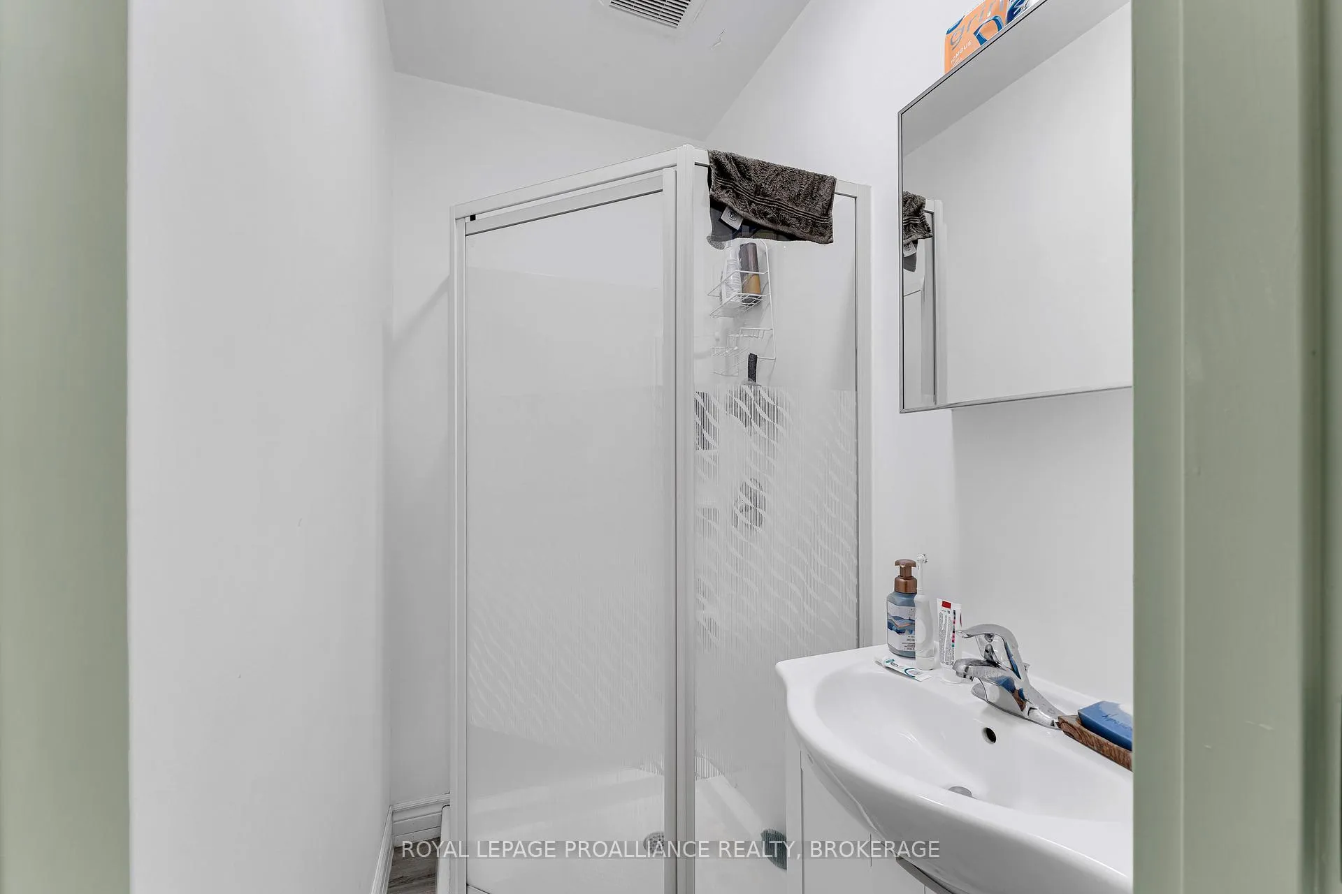 Photo 16 of 155 Brock Street, Kingston, Central City East — HOMEH