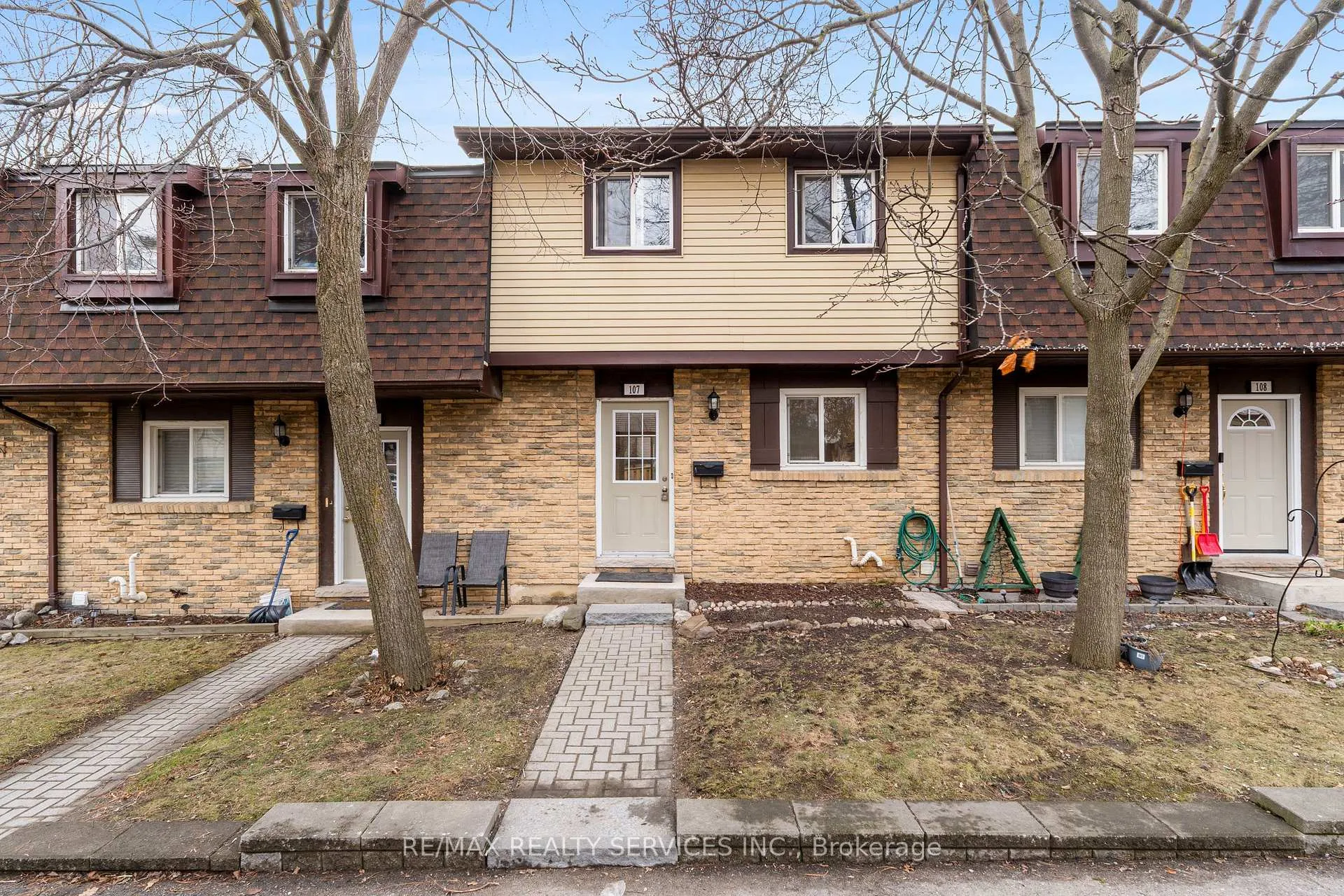 Photo 1 of Unit 107, 45 Hansen Road N, Brampton, Madoc — HOMEH