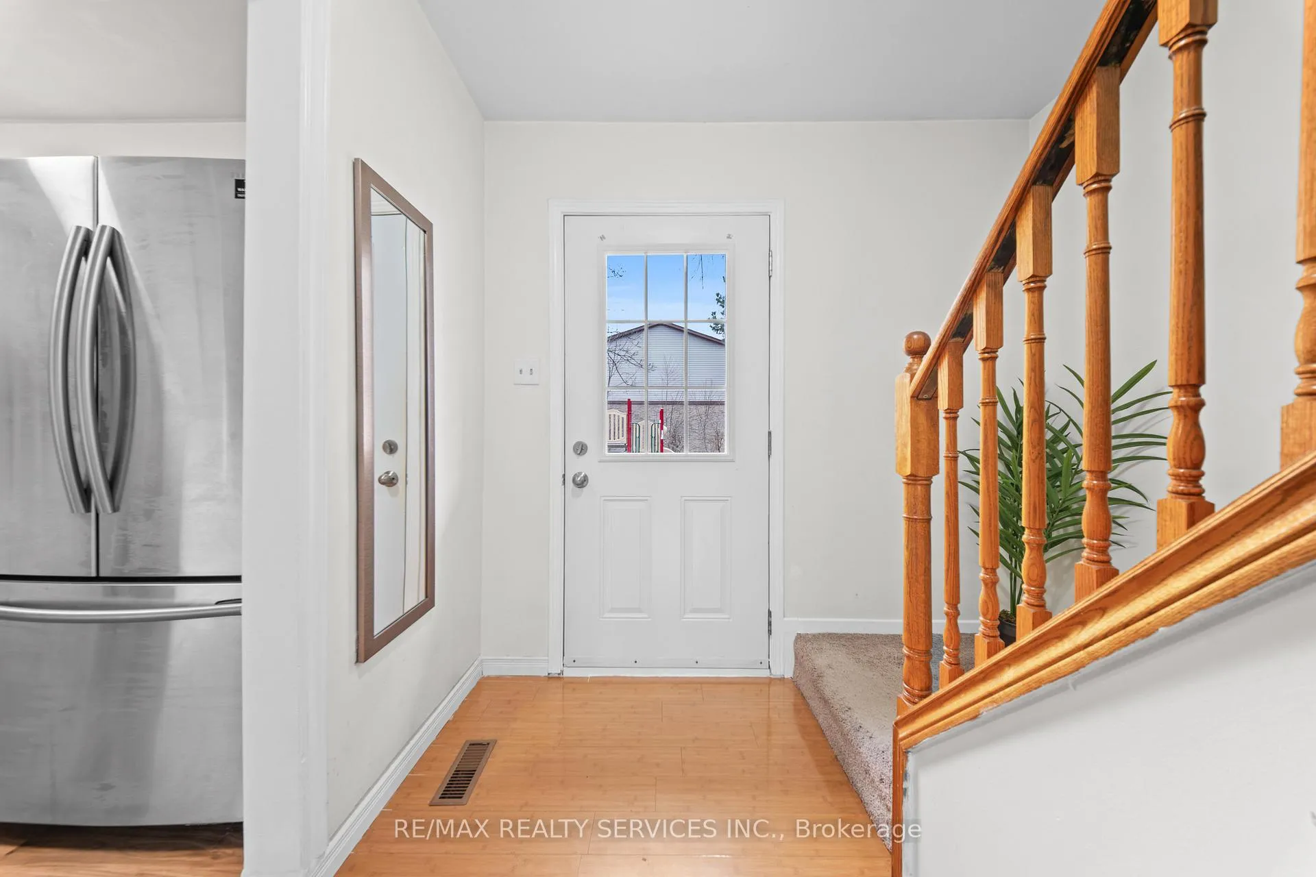 Photo 7 of Unit 107, 45 Hansen Road N, Brampton, Madoc — HOMEH