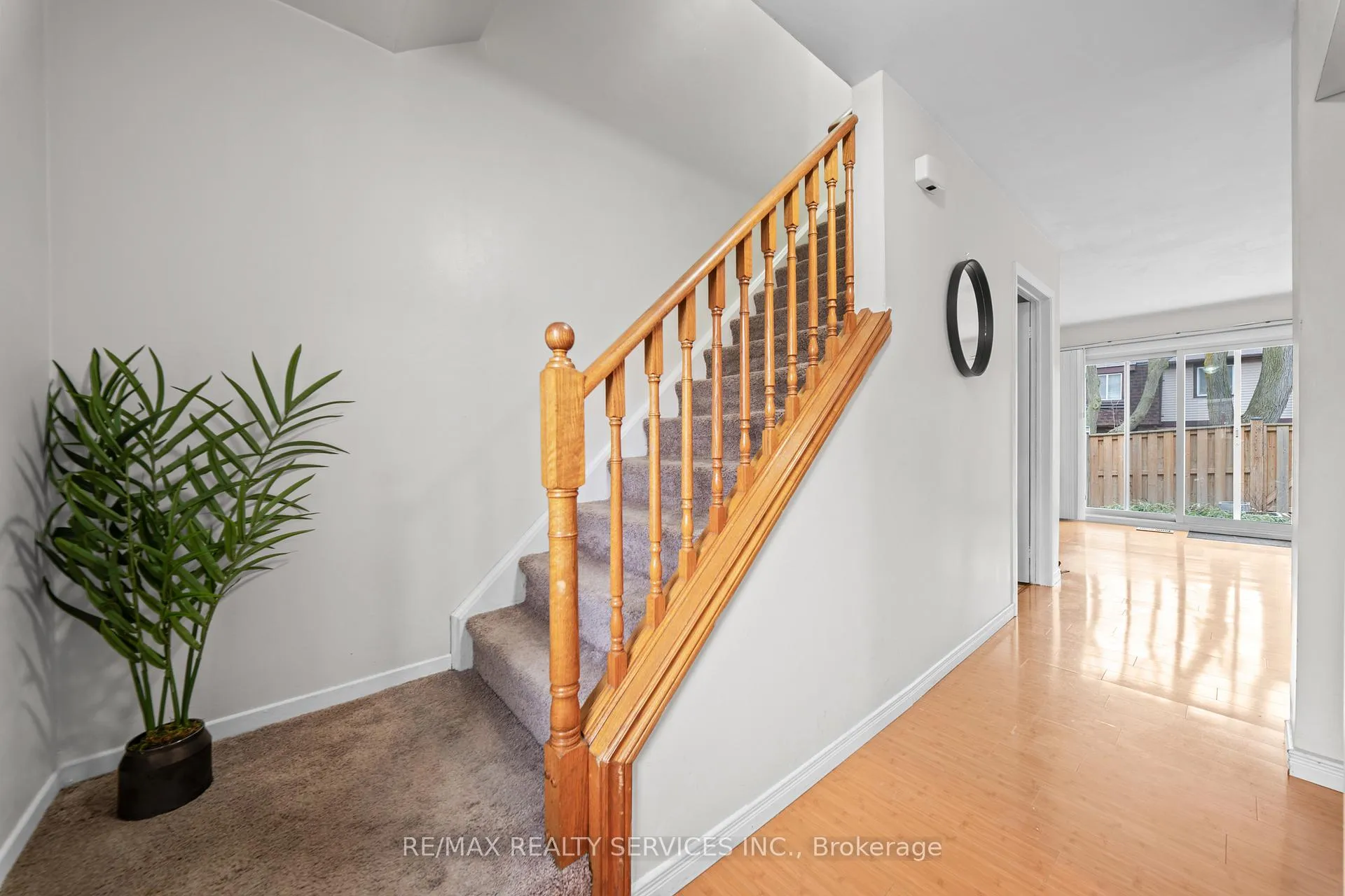 Photo 9 of Unit 107, 45 Hansen Road N, Brampton, Madoc — HOMEH