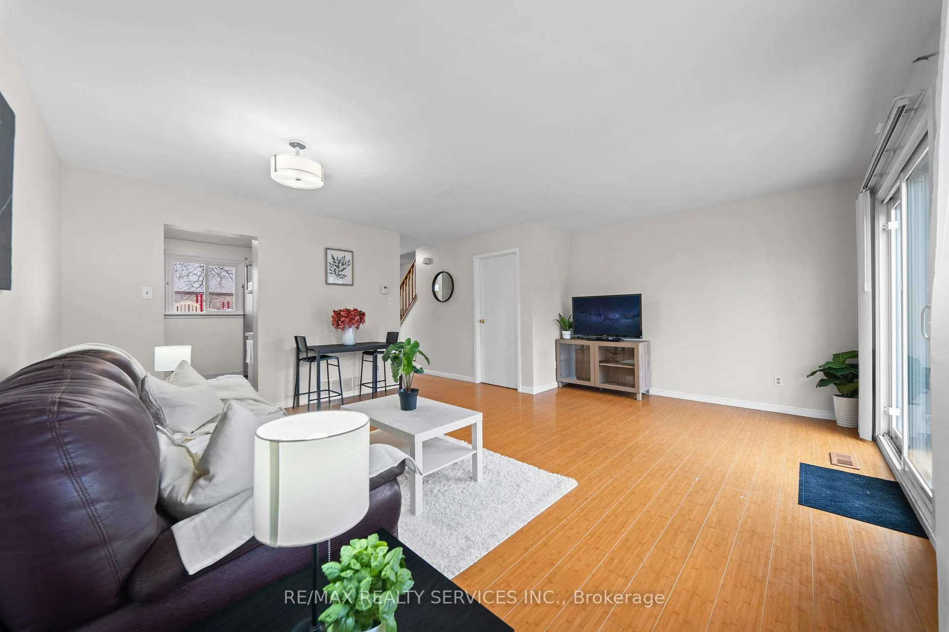 Photo 17 of Unit 107, 45 Hansen Road N, Brampton, Madoc — HOMEH