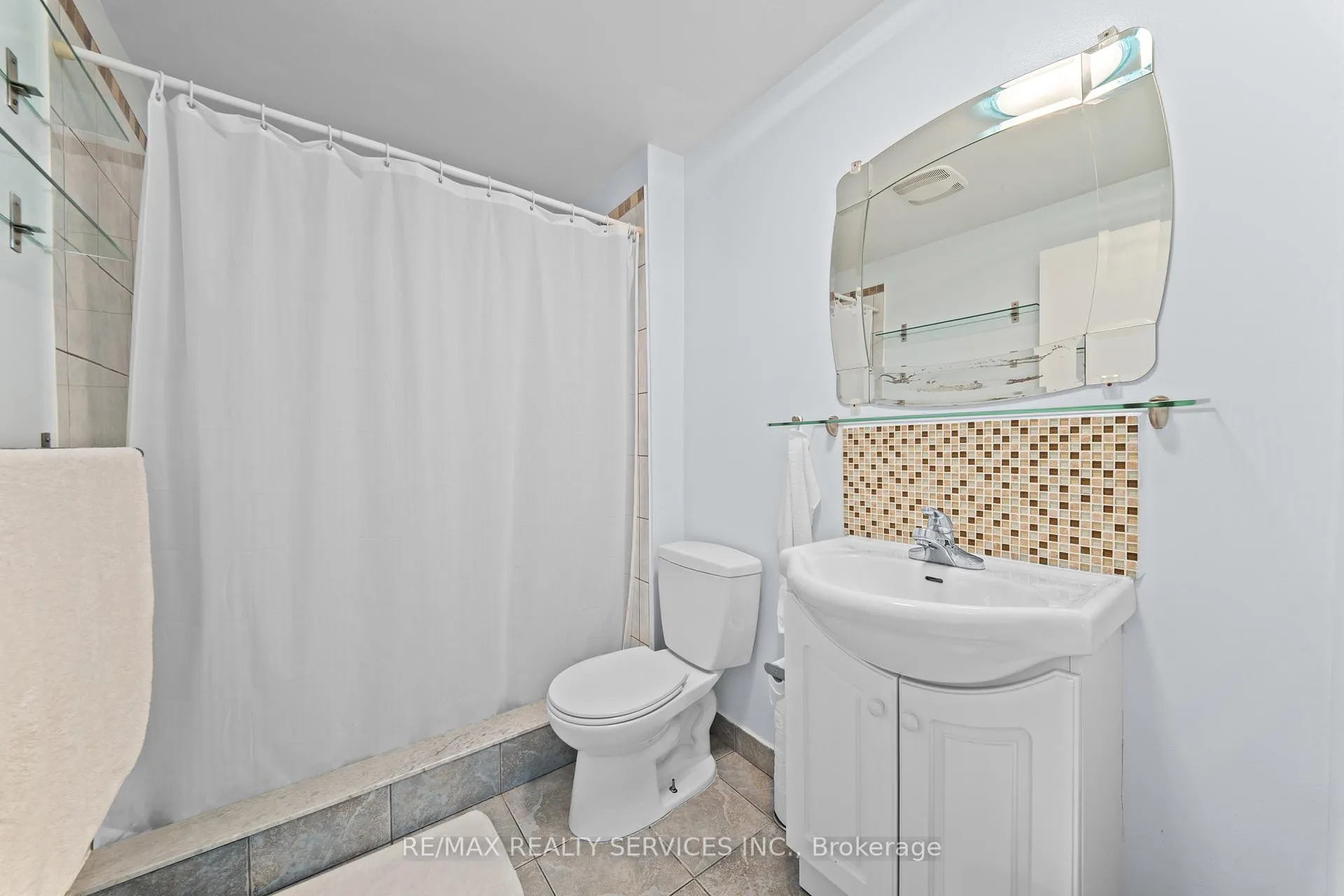 Photo 28 of Unit 107, 45 Hansen Road N, Brampton, Madoc — HOMEH