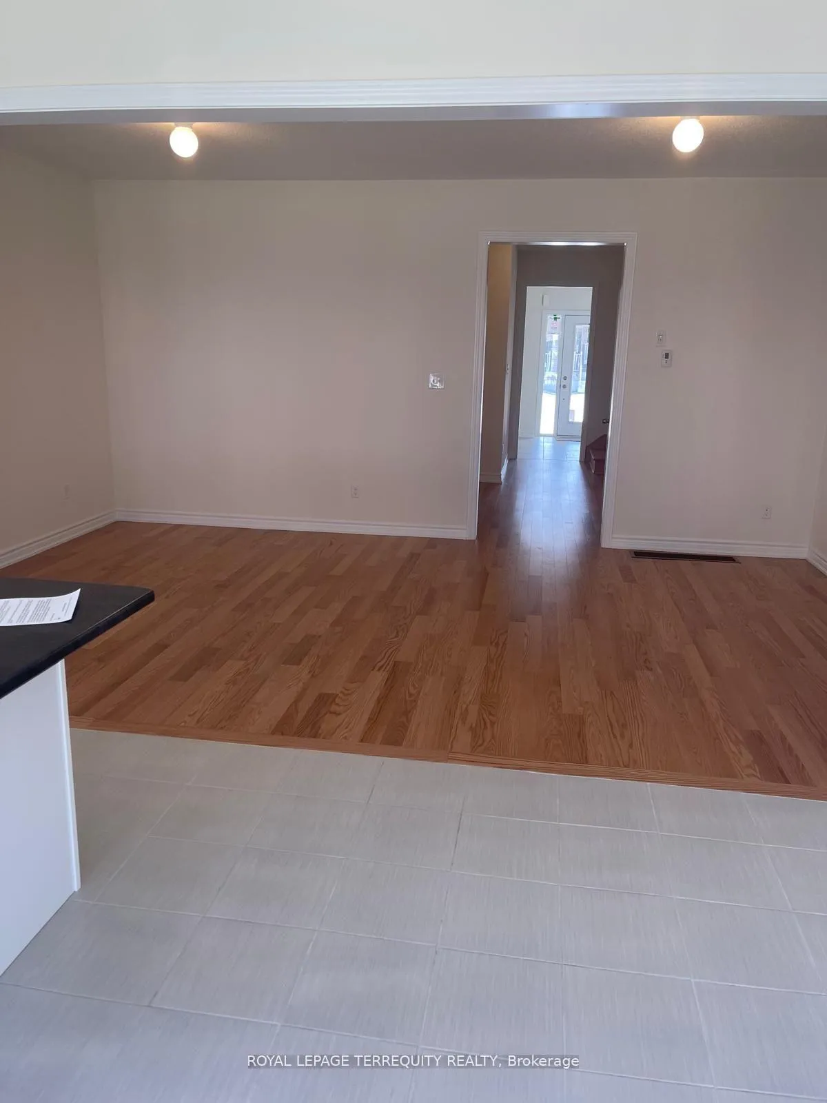 Photo 5 of 1143 Cameo Street NW, Pickering, Rural Pickering — HOMEH