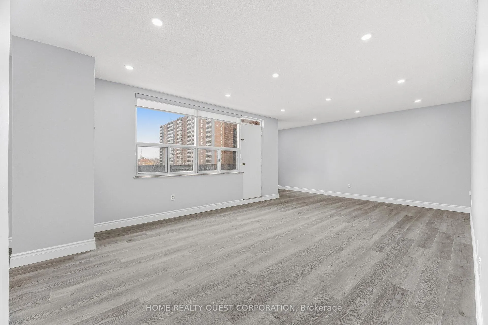 Photo 4 of Unit 203, 45 Silverstone Drive, Etobicoke, Mount Olive-Silverstone-Jamestown — HOMEH