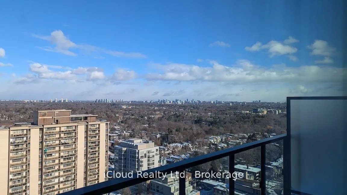 Photo 3 of Unit 2414, 120 Broadway Avenue E, Toronto, Mount Pleasant West — HOMEH