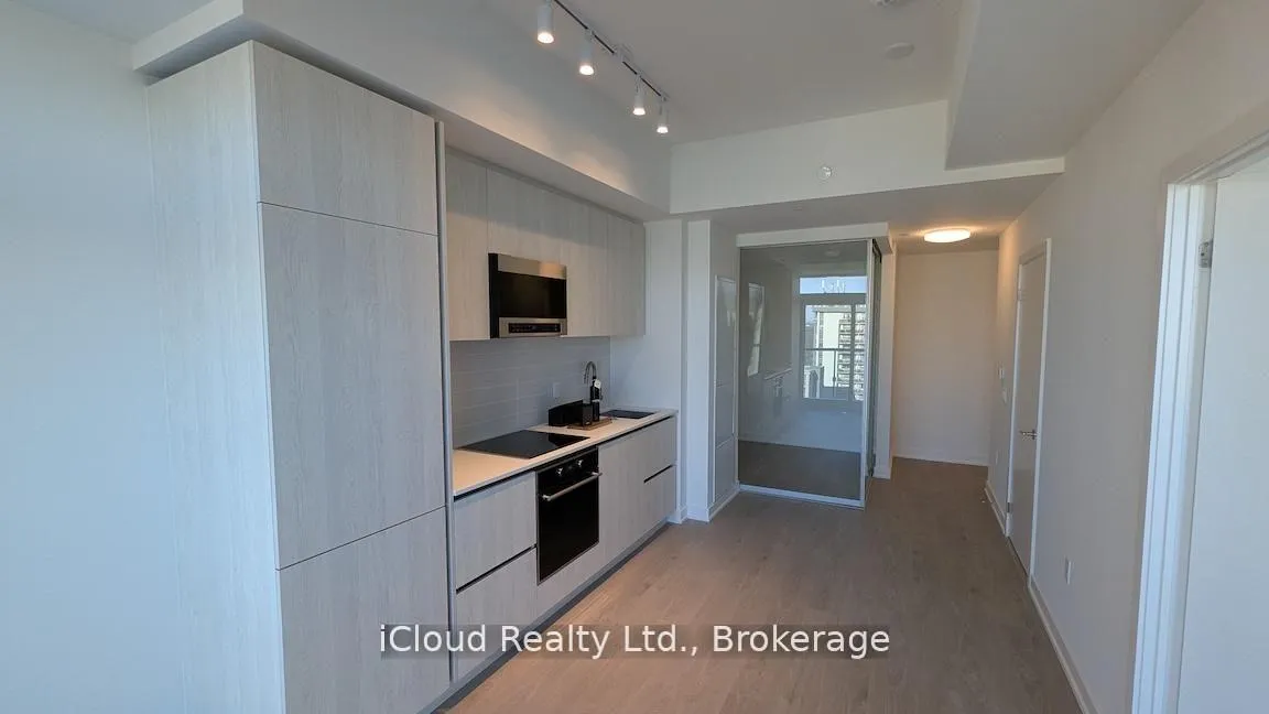 Photo 7 of Unit 2414, 120 Broadway Avenue E, Toronto, Mount Pleasant West — HOMEH