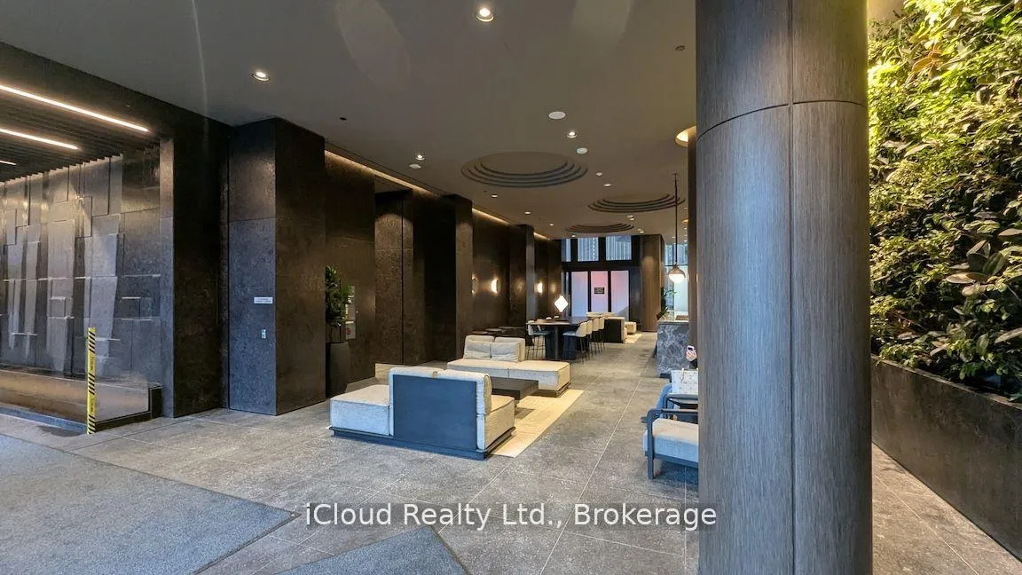 Photo 17 of Unit 2414, 120 Broadway Avenue E, Toronto, Mount Pleasant West — HOMEH
