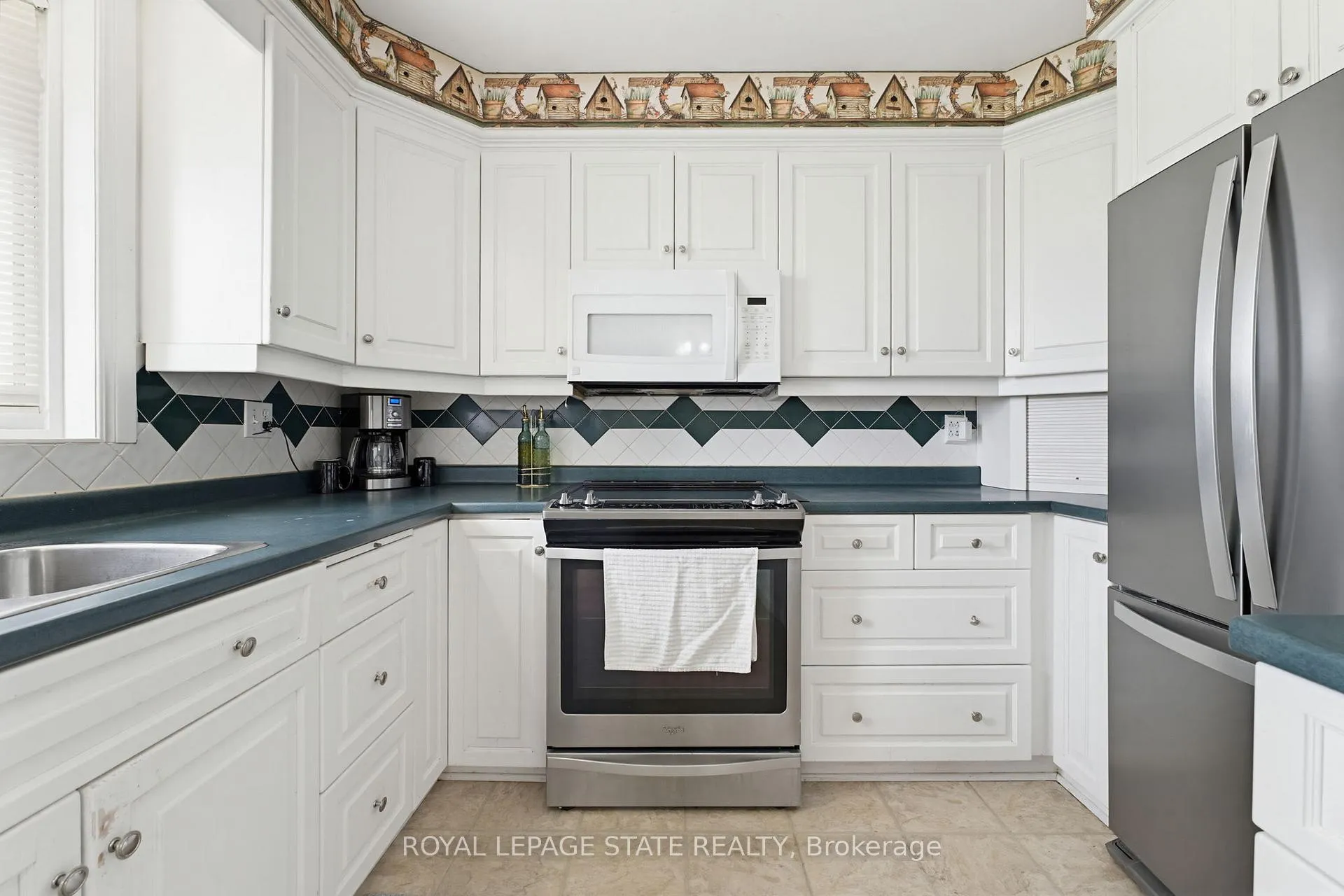 Photo 15 of 516 Mud Street E, Hamilton, Rural Stoney Creek — HOMEH