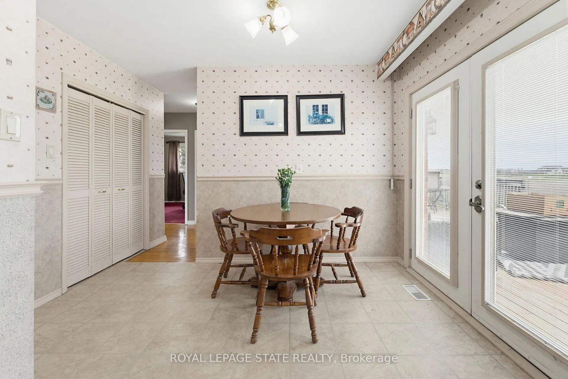Photo 16 of 516 Mud Street E, Hamilton, Rural Stoney Creek — HOMEH