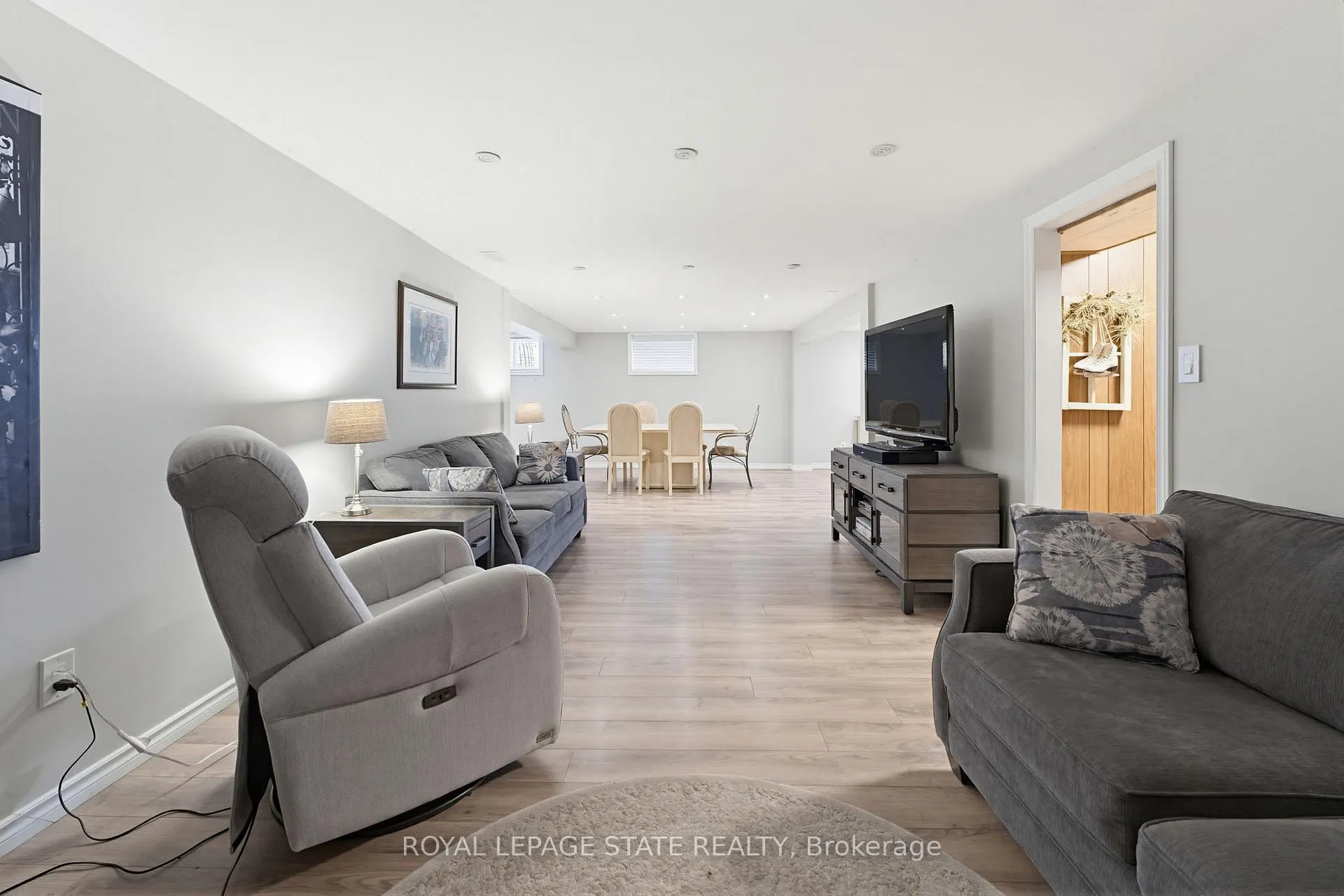 Photo 24 of 516 Mud Street E, Hamilton, Rural Stoney Creek — HOMEH