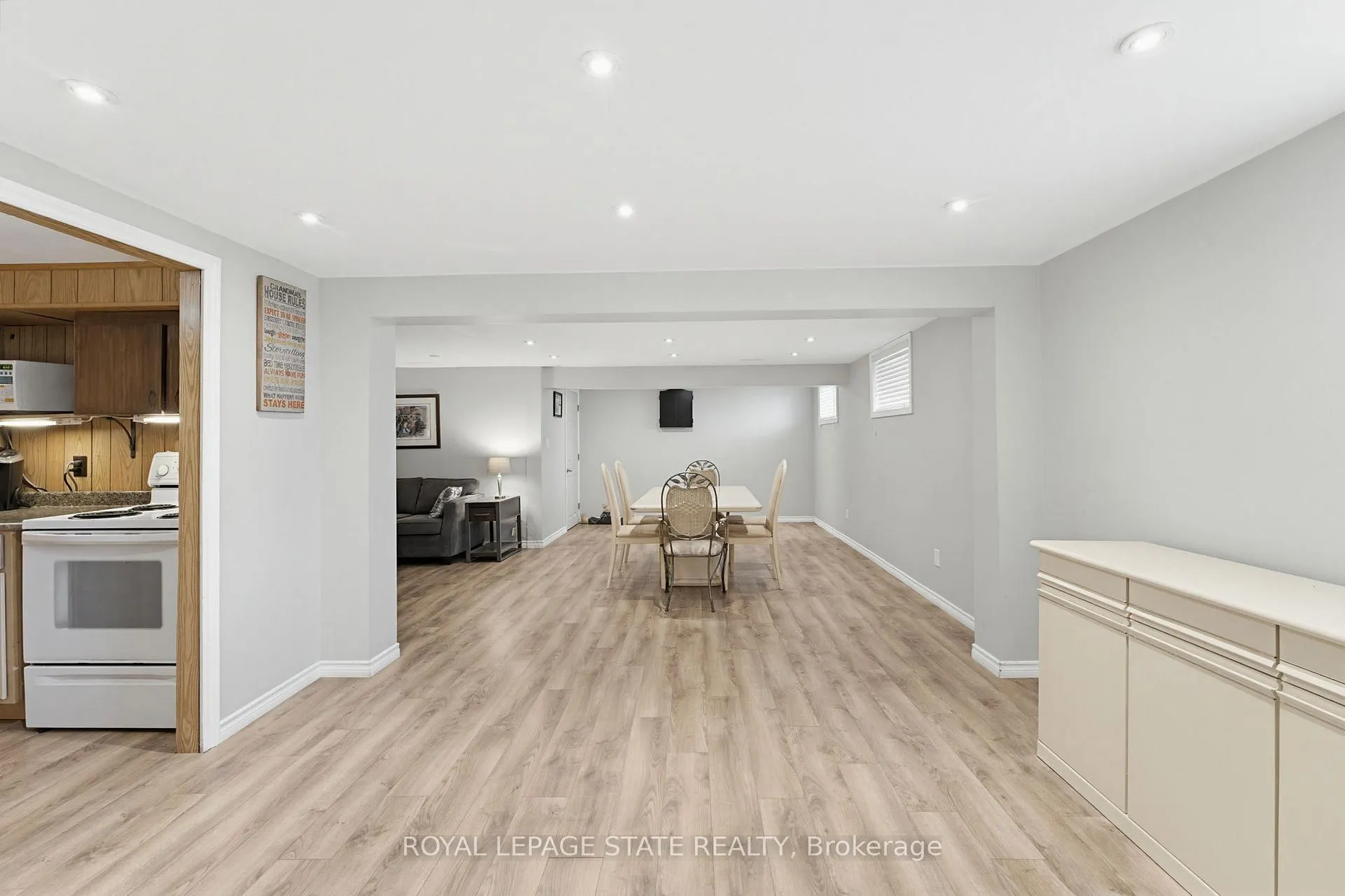 Photo 28 of 516 Mud Street E, Hamilton, Rural Stoney Creek — HOMEH