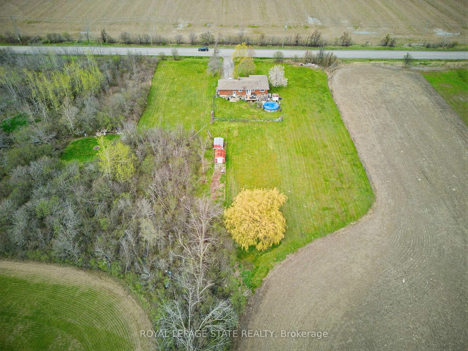 Photo 45 of 516 Mud Street E, Hamilton, Rural Stoney Creek — HOMEH