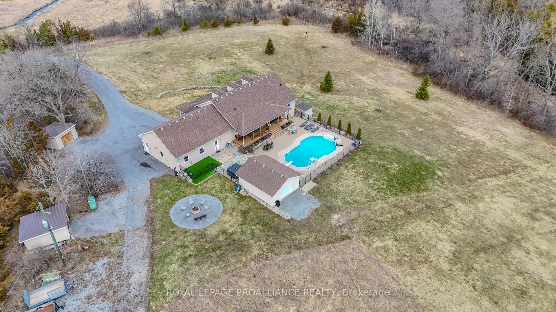 Photo 46 of Unit A, 2104 Highway 37, Belleville, Thurlow Ward — HOMEH