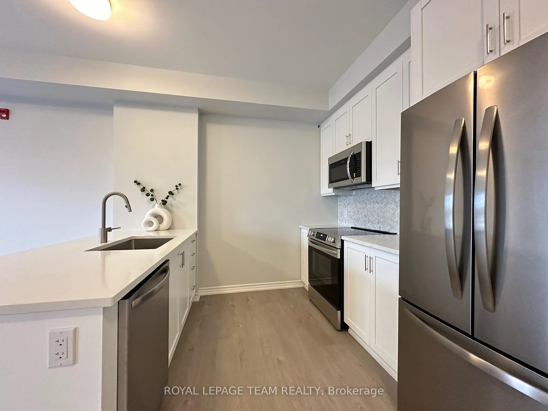 Photo 6 of Unit 504, 1350 Hemlock Road, Ottawa, CFB Rockcliffe and Area — HOMEH