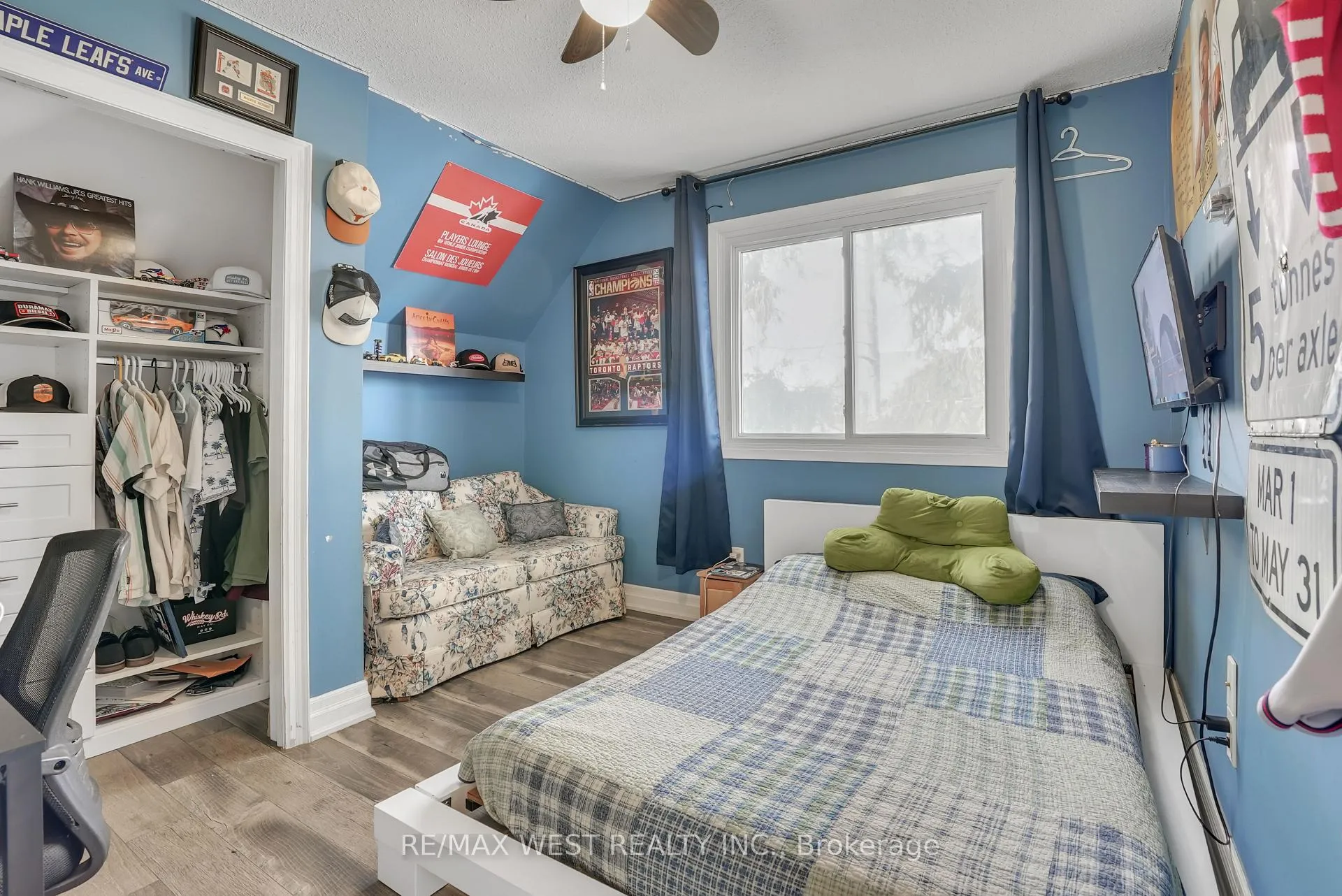 Photo 6 of 64 Heather Street, Barrie, Sunnidale — HOMEH