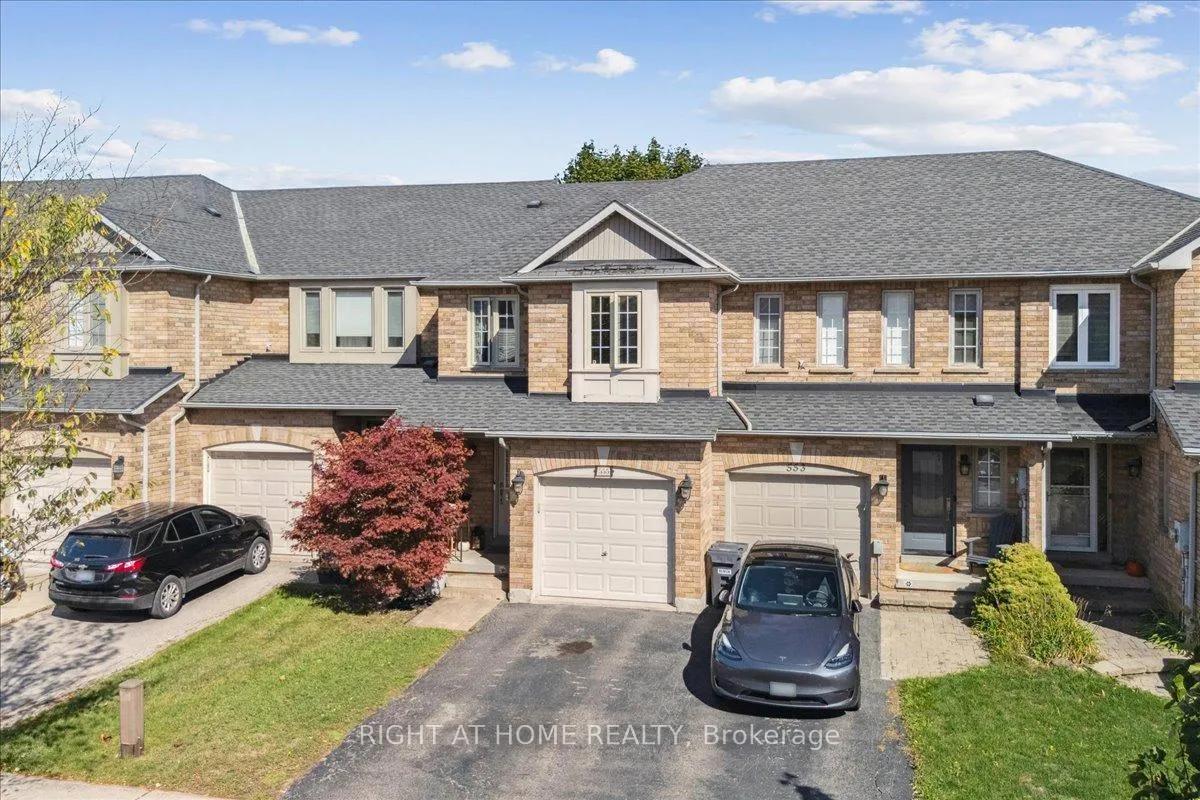 Photo 3 of 555 Taylor Crescent, Burlington, Shoreacres — HOMEH