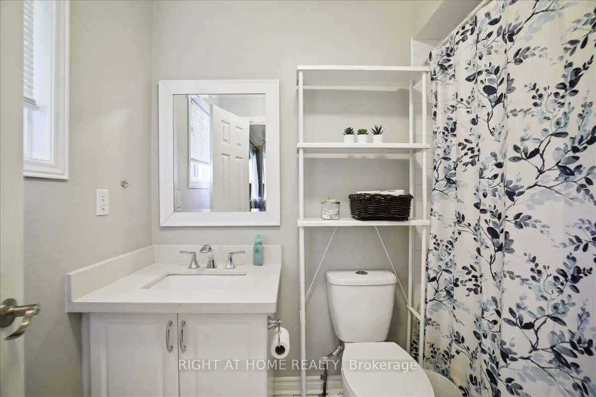 Photo 22 of 555 Taylor Crescent, Burlington, Shoreacres — HOMEH