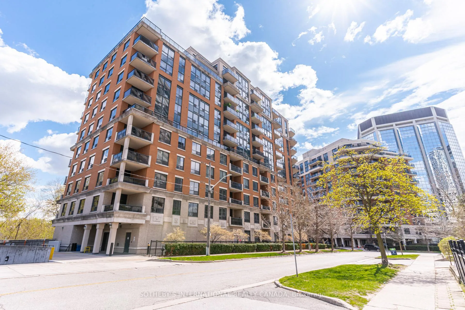 Front of Unit 708, 1 Lomond Drive