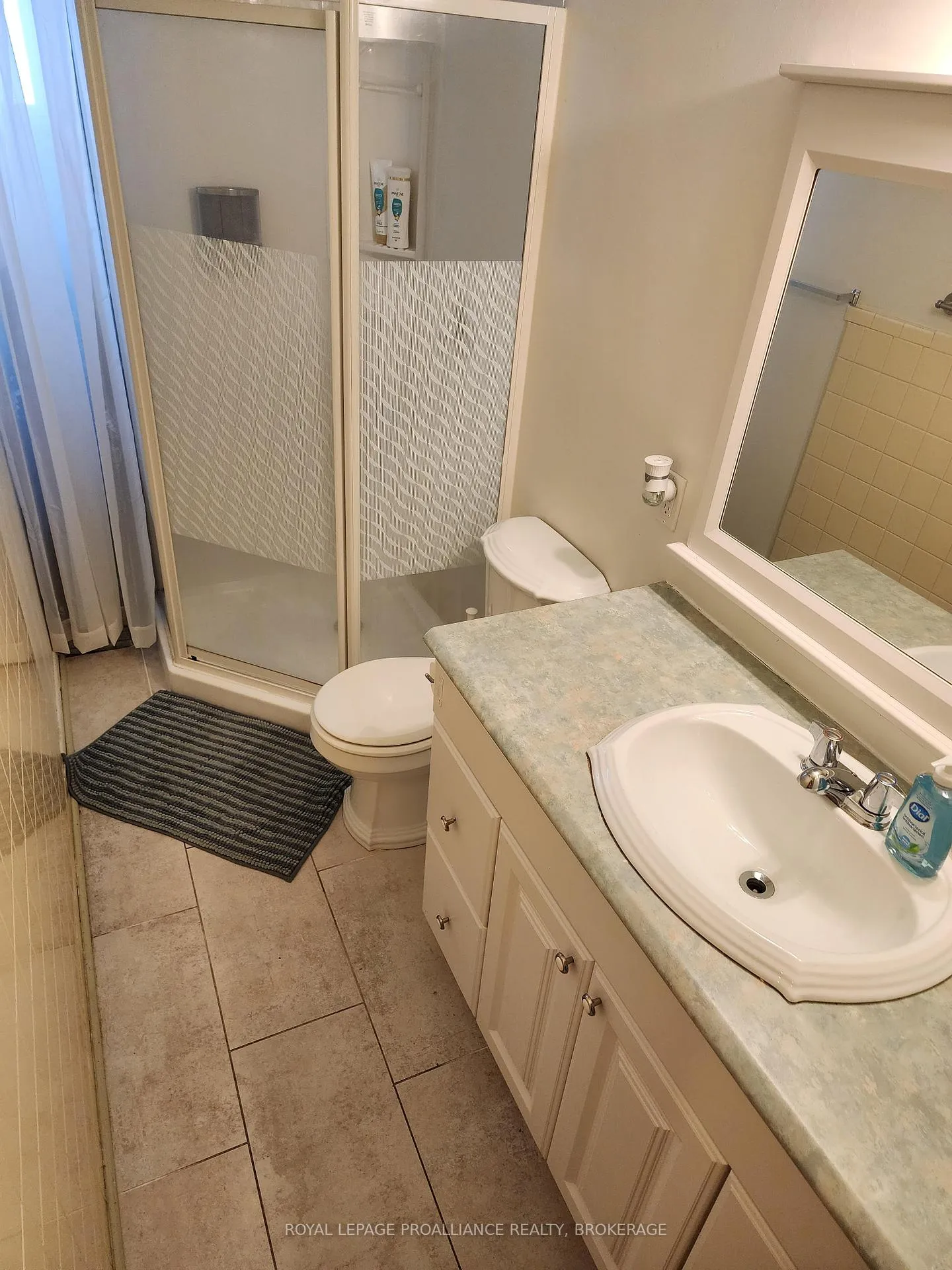 Photo 4 of Unit 1, 153 Brock Street, Kingston, Central City East — HOMEH