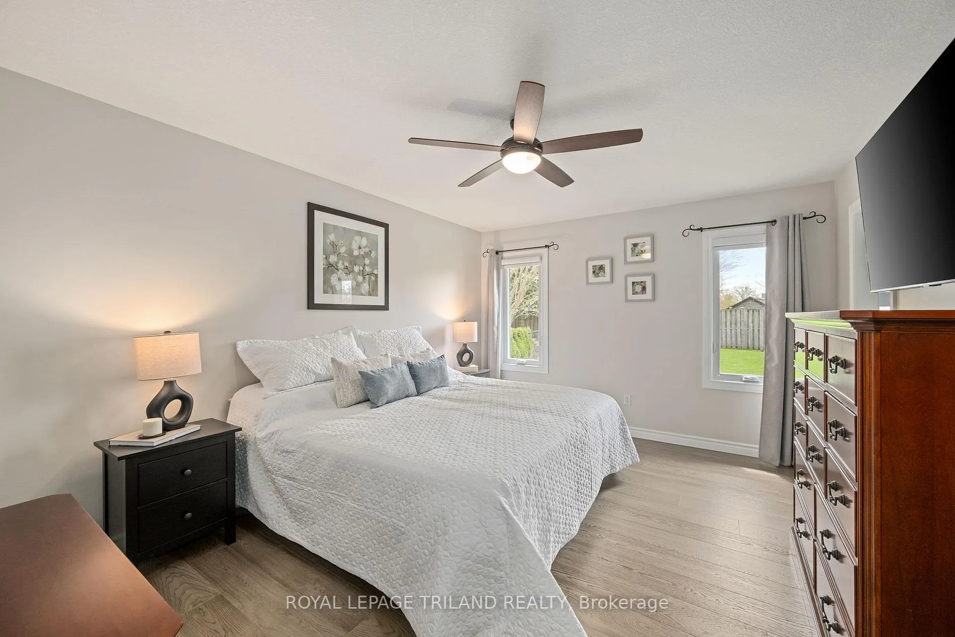 Photo 20 of 77 Shaw Boulevard, Central Elgin, Lynhurst — HOMEH