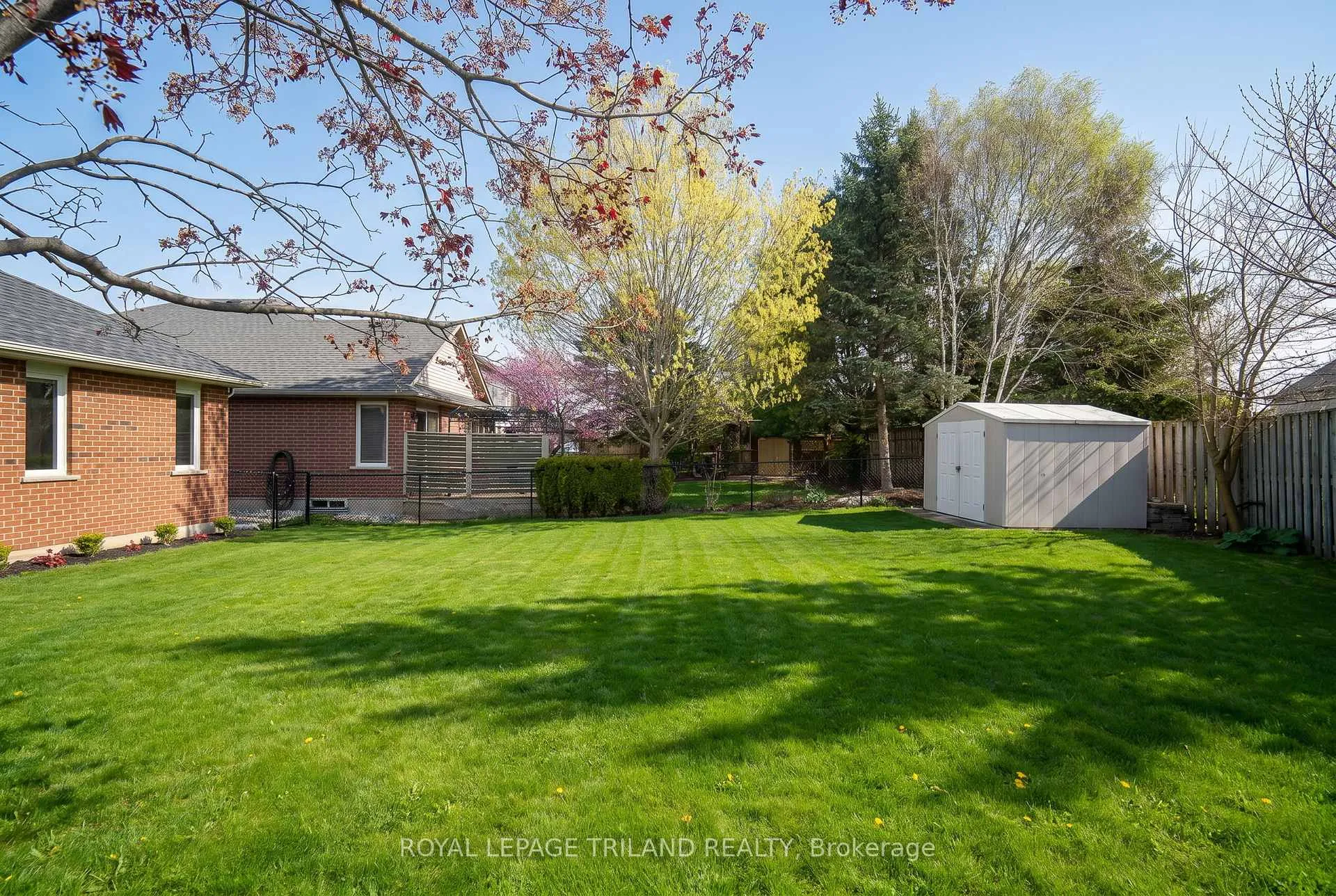Photo 33 of 77 Shaw Boulevard, Central Elgin, Lynhurst — HOMEH