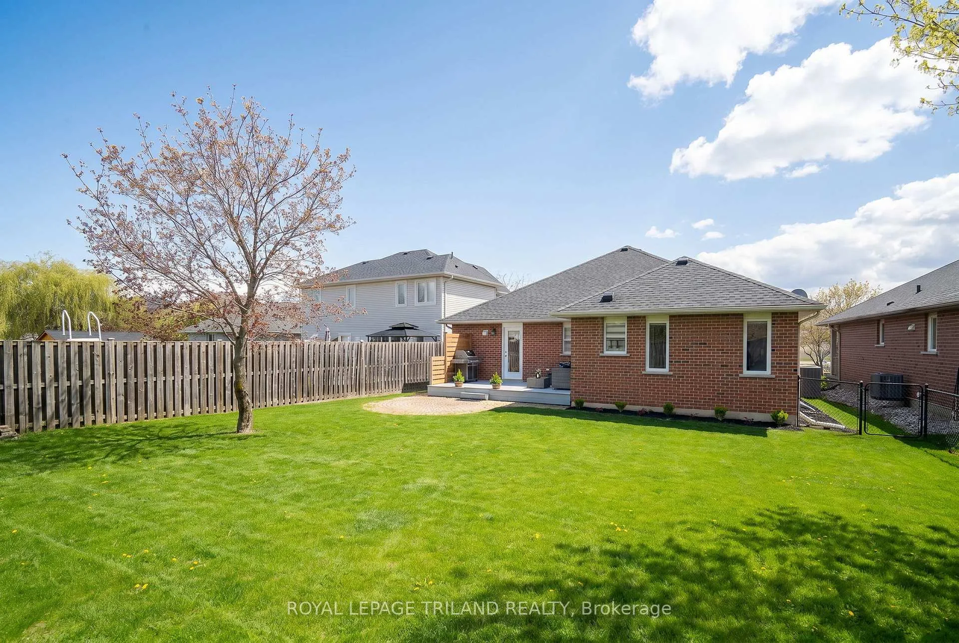 Photo 34 of 77 Shaw Boulevard, Central Elgin, Lynhurst — HOMEH