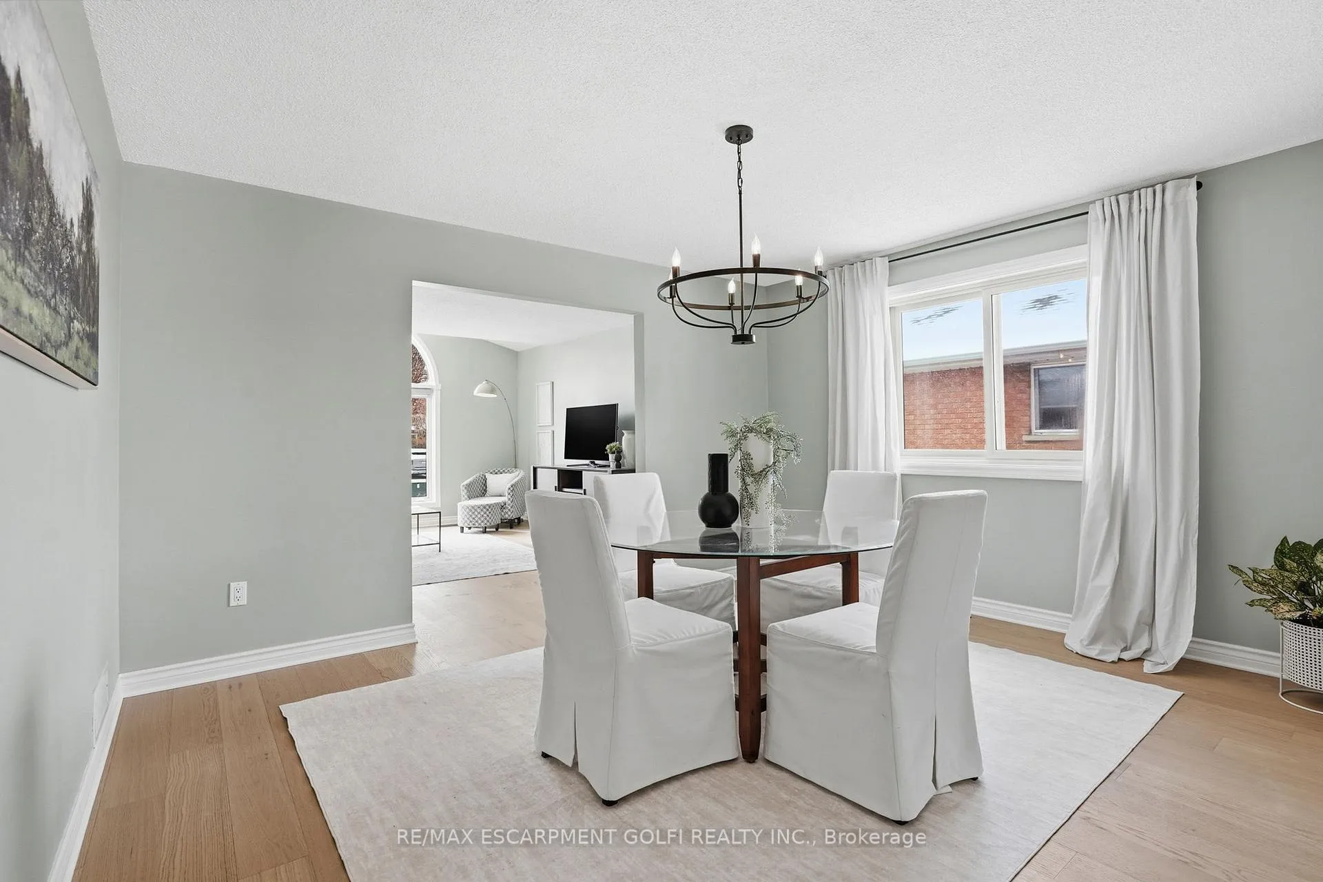 Photo 7 of 181 Lawrence Lane, Pelham, Fonthill — HOMEH