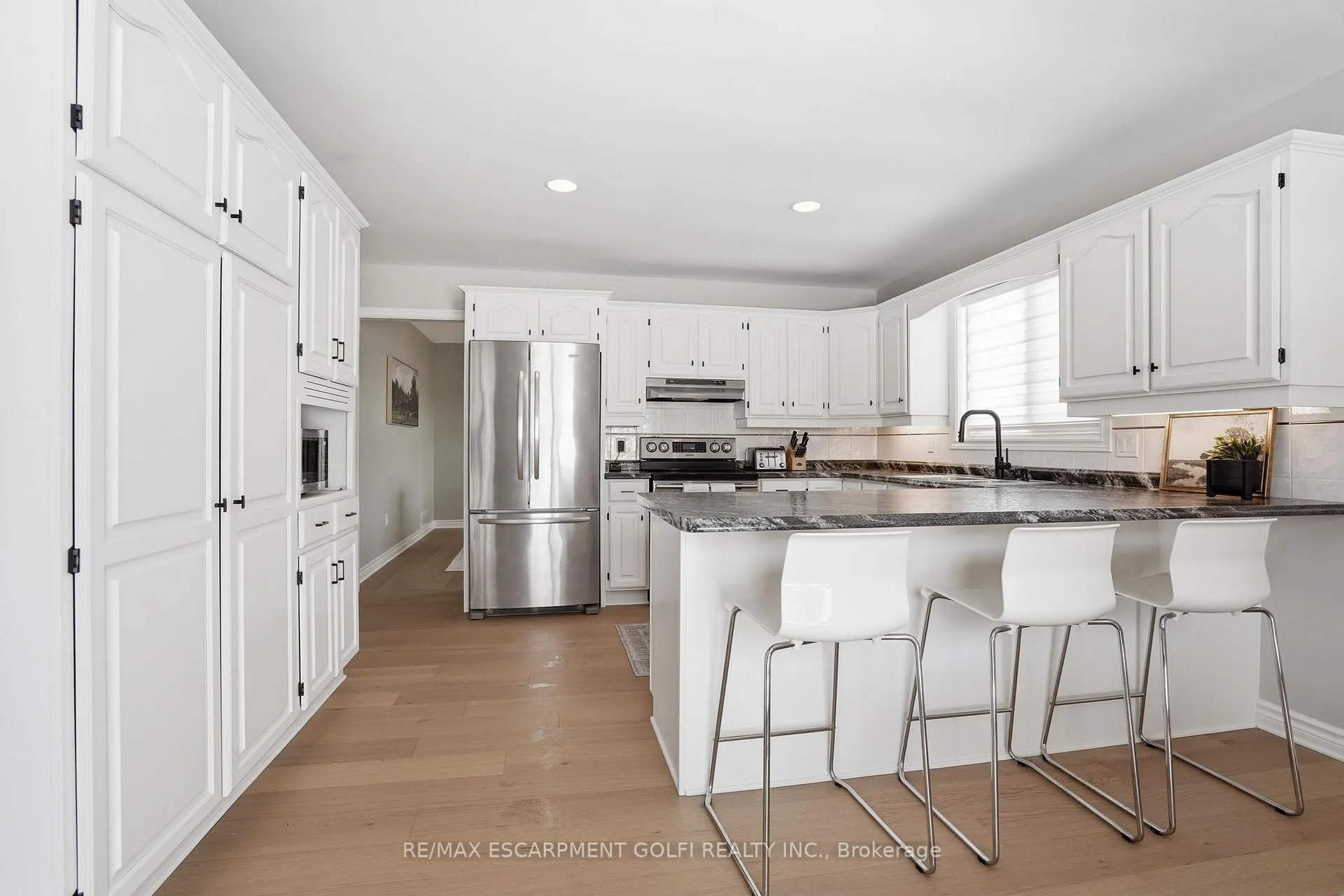 Photo 11 of 181 Lawrence Lane, Pelham, Fonthill — HOMEH