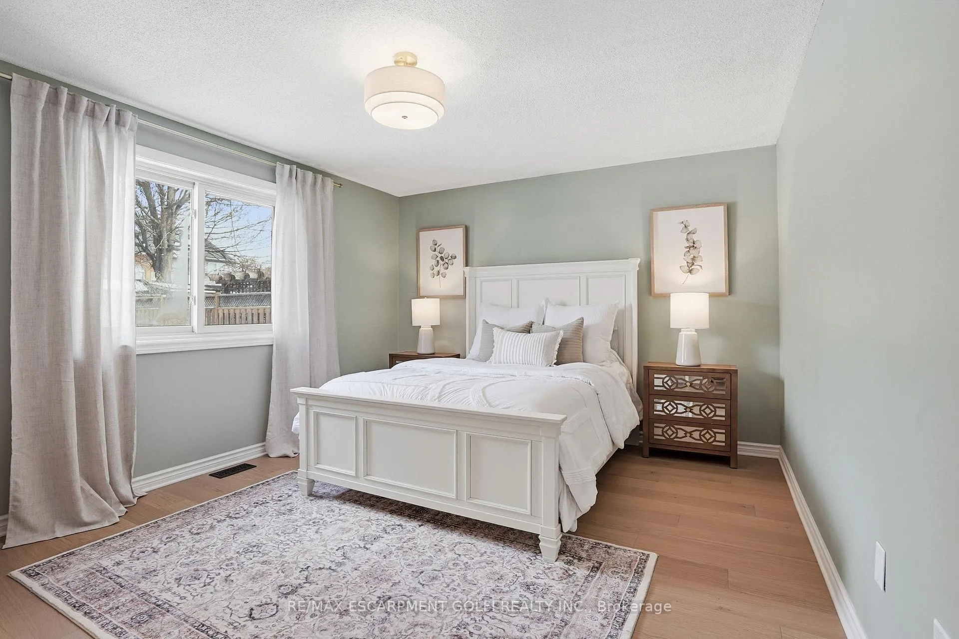 Photo 14 of 181 Lawrence Lane, Pelham, Fonthill — HOMEH