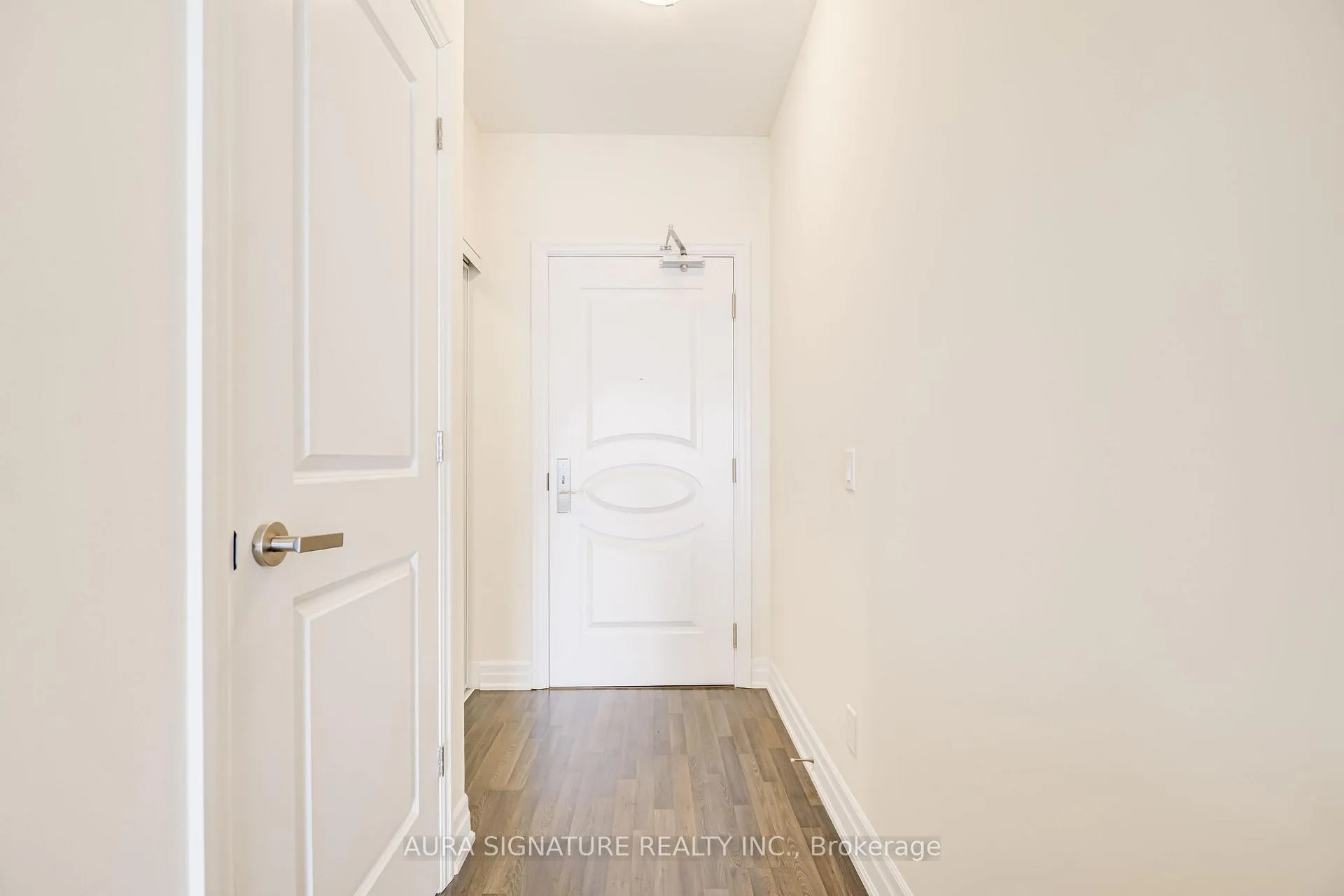Photo 8 of Unit 1607, 9085 Jane Street, Vaughan, Concord — HOMEH