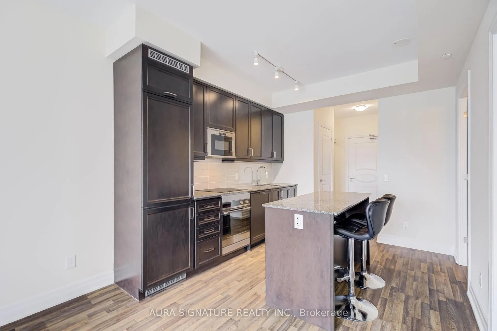 Photo 11 of Unit 1607, 9085 Jane Street, Vaughan, Concord — HOMEH