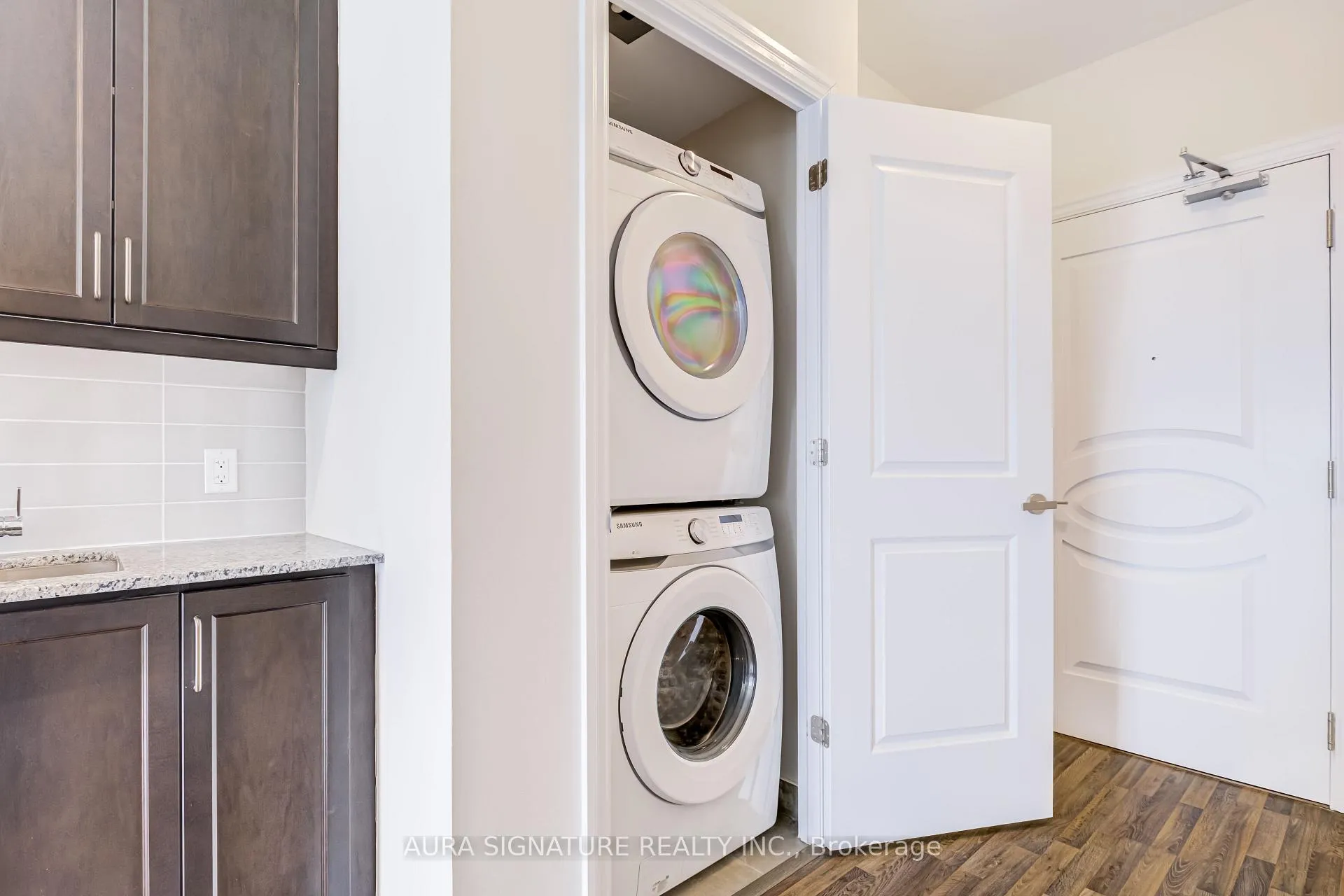 Photo 29 of Unit 1607, 9085 Jane Street, Vaughan, Concord — HOMEH