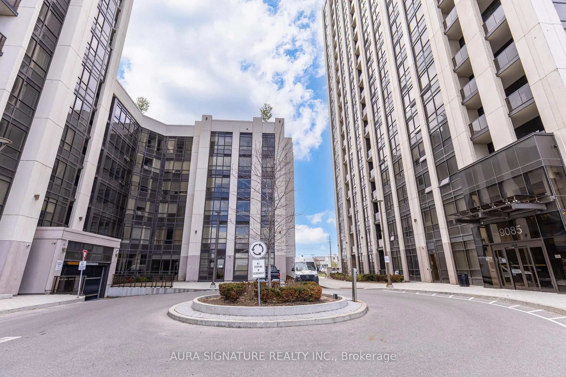 Photo 50 of Unit 1607, 9085 Jane Street, Vaughan, Concord — HOMEH