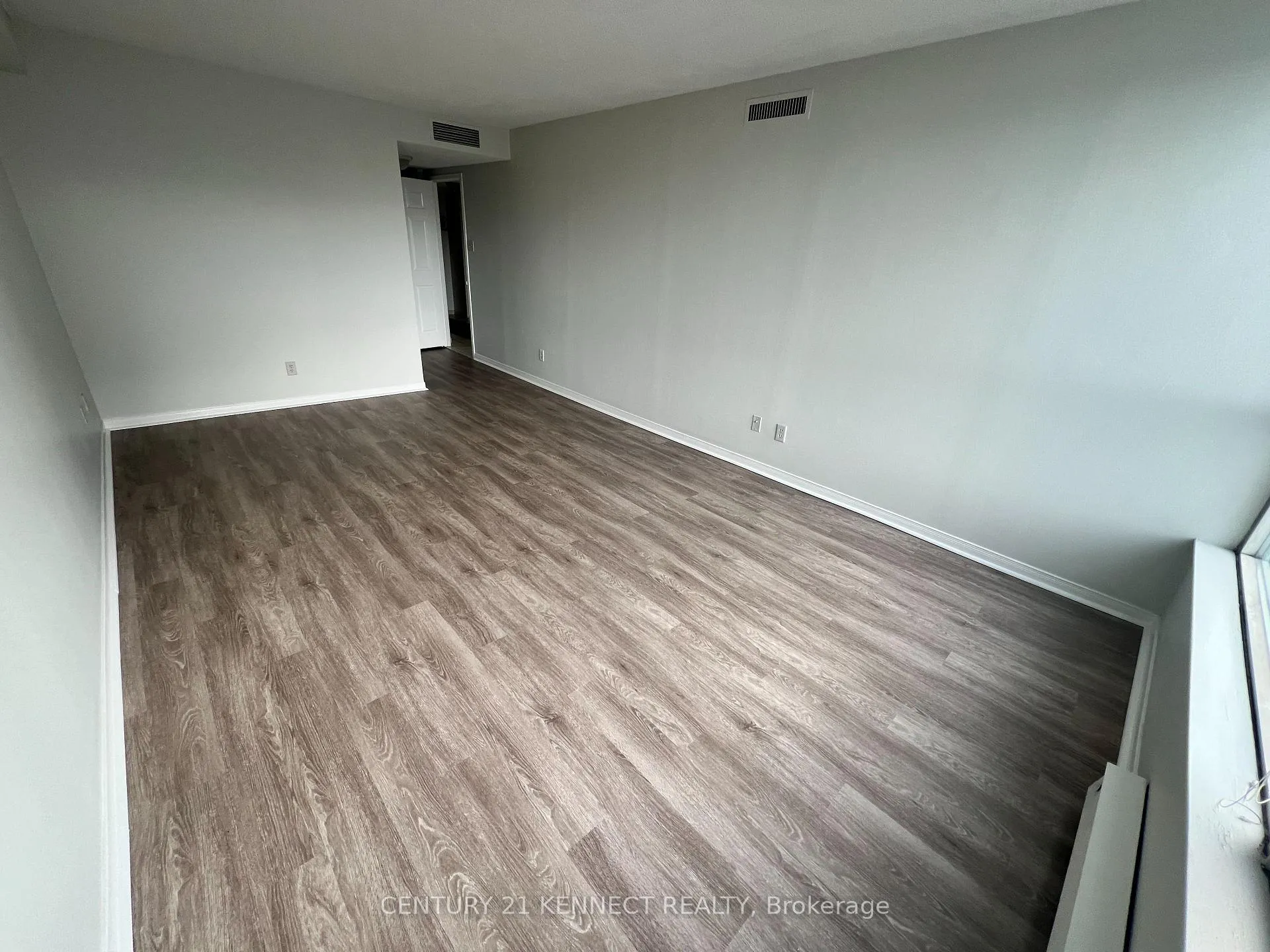 Photo 13 of Unit 604, 4725 Sheppard Avenue, Scarborough, Agincourt South-Malvern West — HOMEH