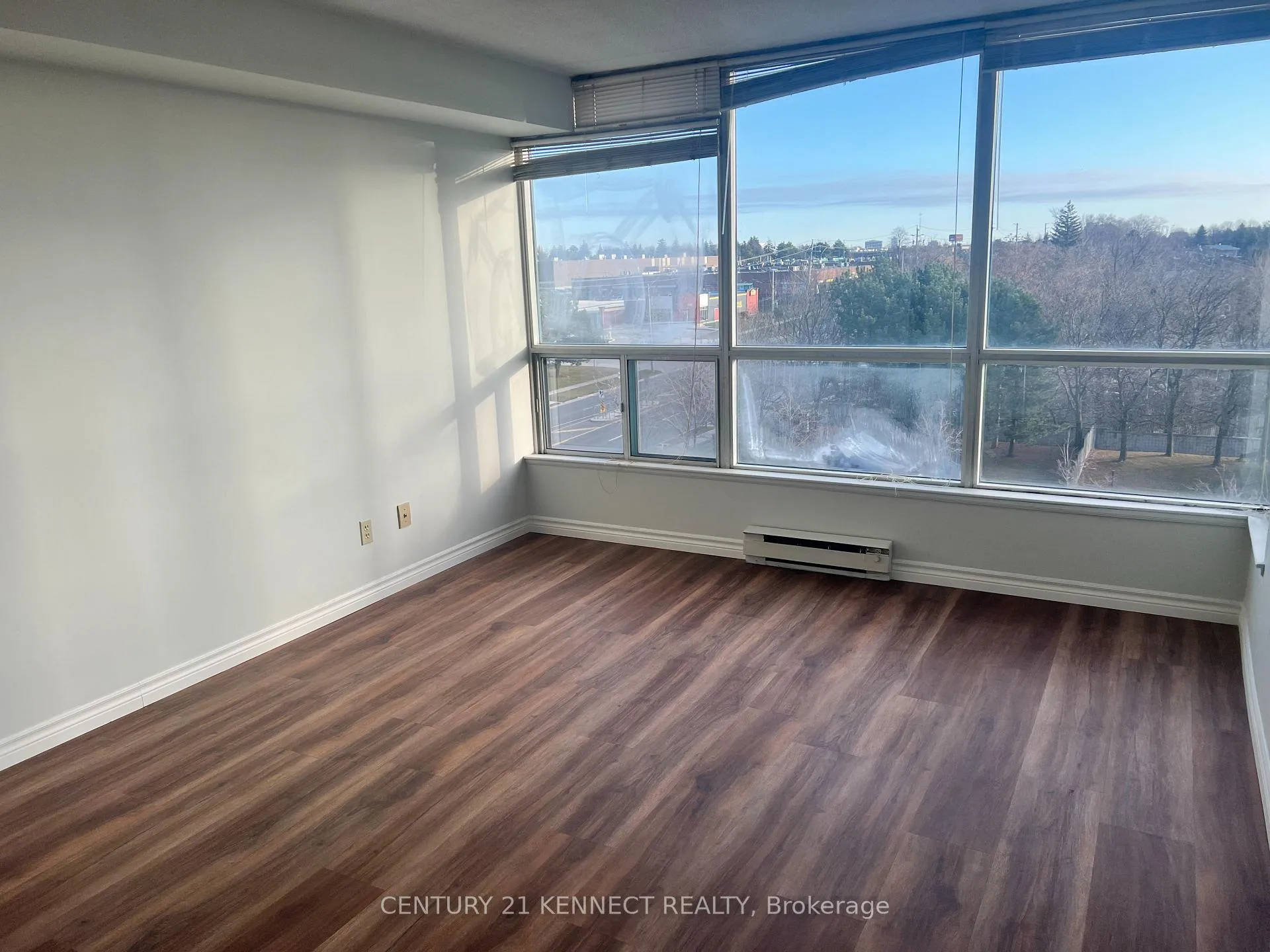 Photo 23 of Unit 604, 4725 Sheppard Avenue, Scarborough, Agincourt South-Malvern West — HOMEH
