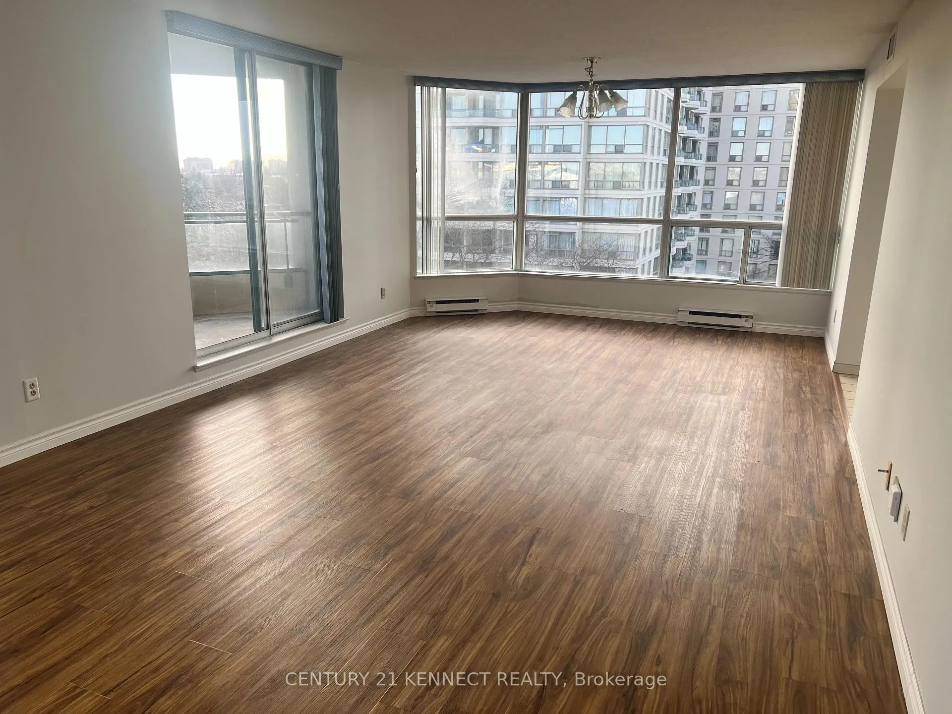 Photo 30 of Unit 604, 4725 Sheppard Avenue, Scarborough, Agincourt South-Malvern West — HOMEH