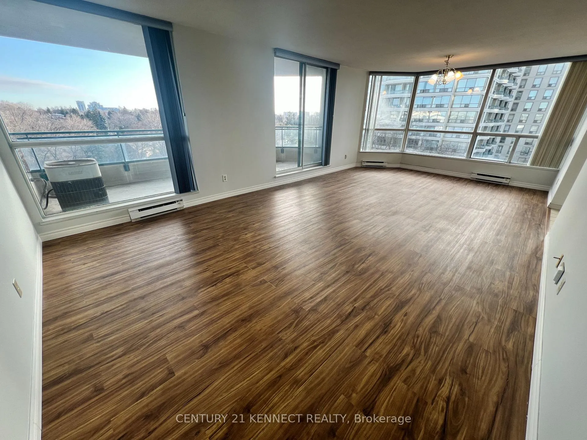 Photo 31 of Unit 604, 4725 Sheppard Avenue, Scarborough, Agincourt South-Malvern West — HOMEH