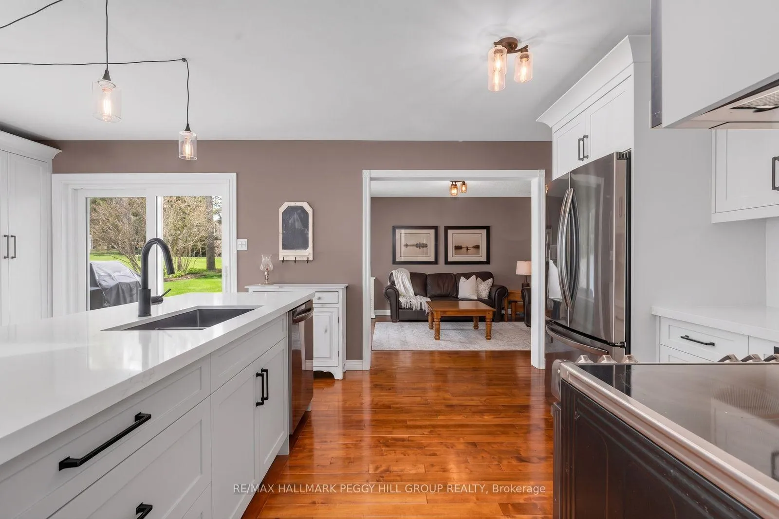 Photo 4 of 5 Campbell Court, Springwater, Hillsdale — HOMEH