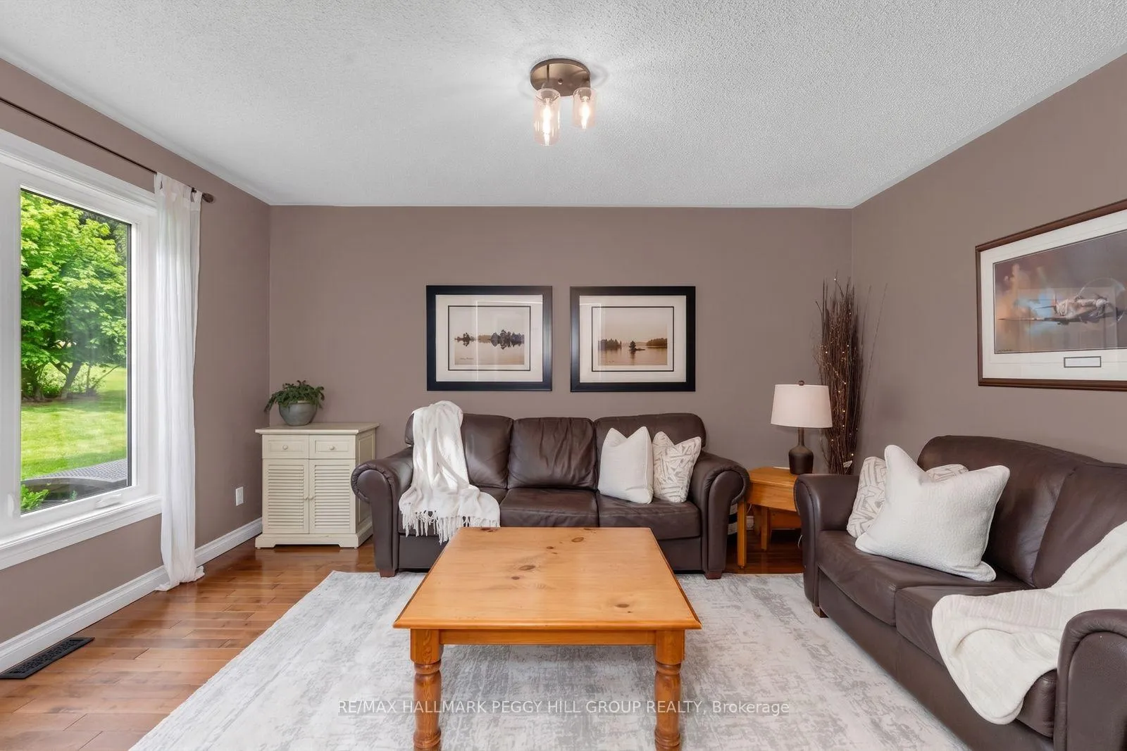 Photo 9 of 5 Campbell Court, Springwater, Hillsdale — HOMEH